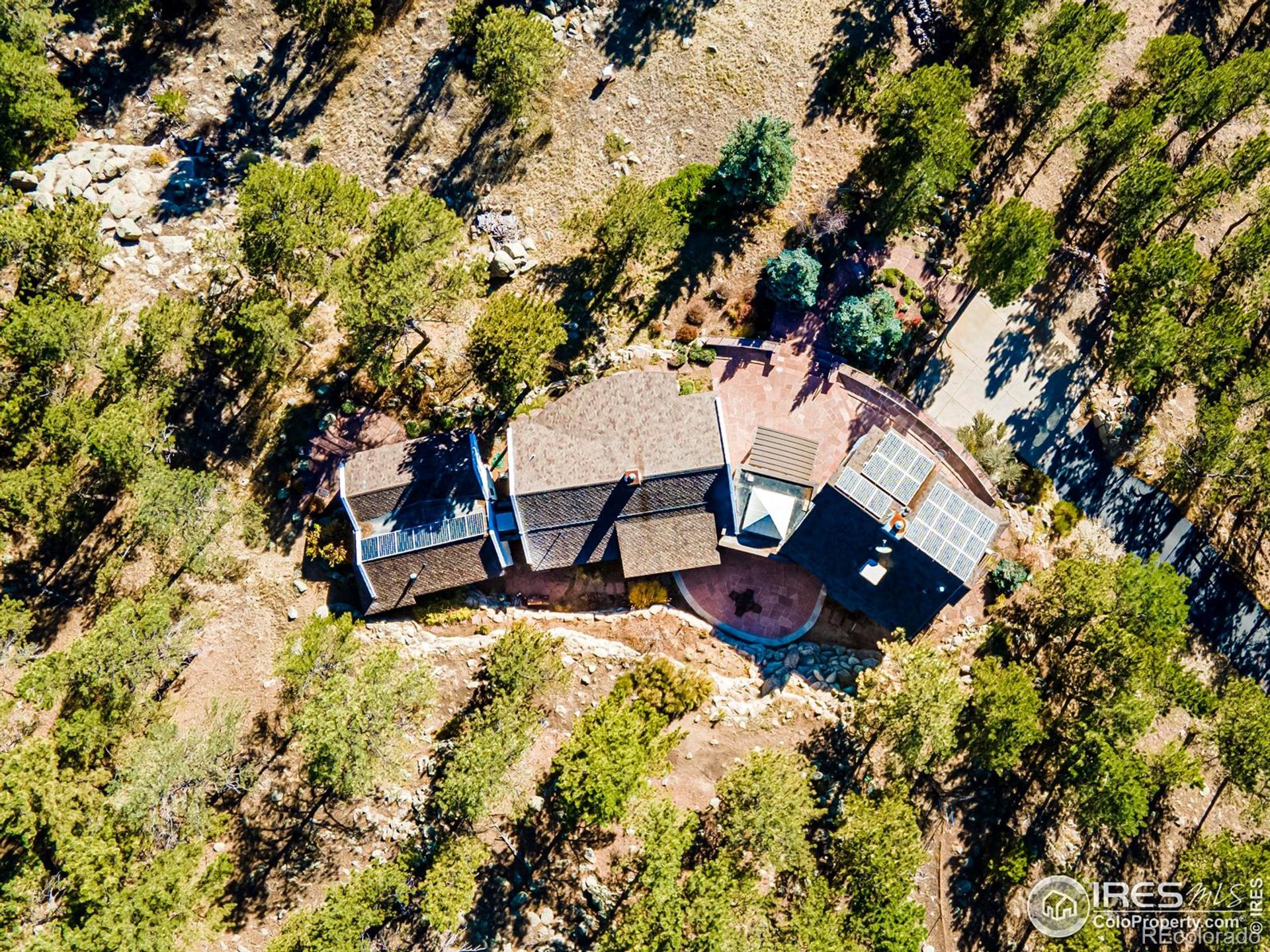 жилой дом в Boulder, Colorado 12182105