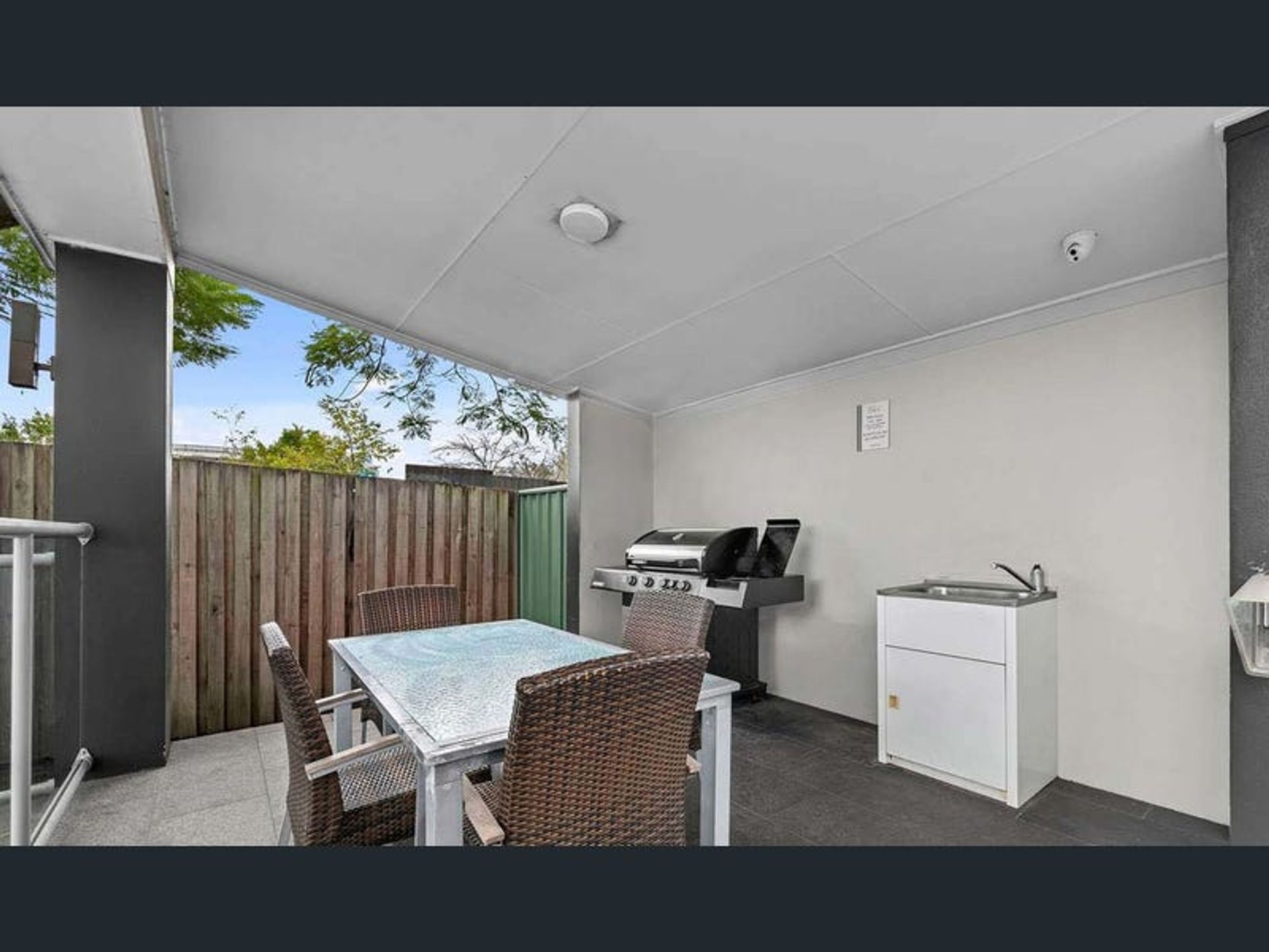 公寓 在 Woolloongabba, 19 O'Keefe Street 12184000