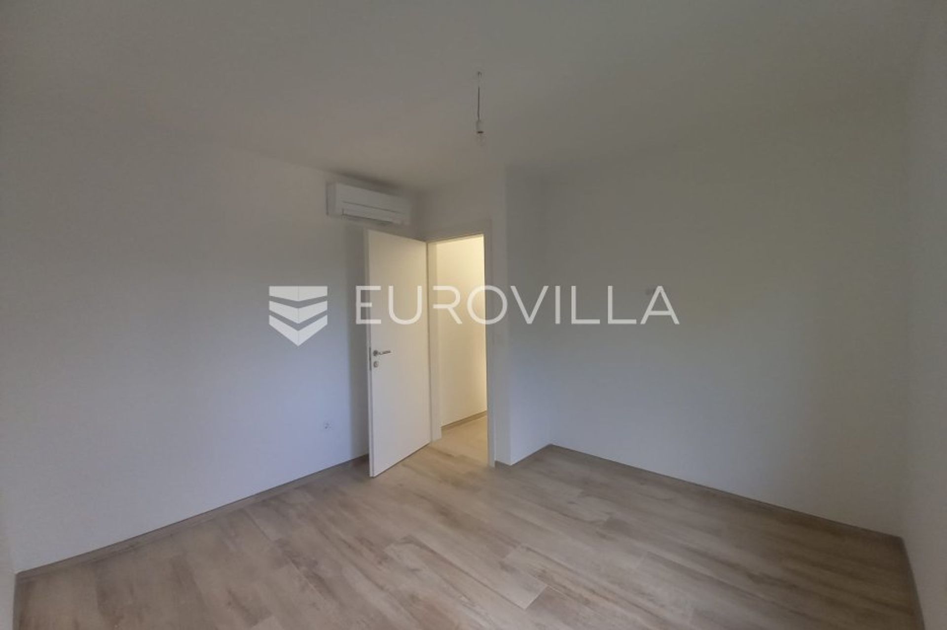 Condominio en Nova Vas, Istarska županija 12189608