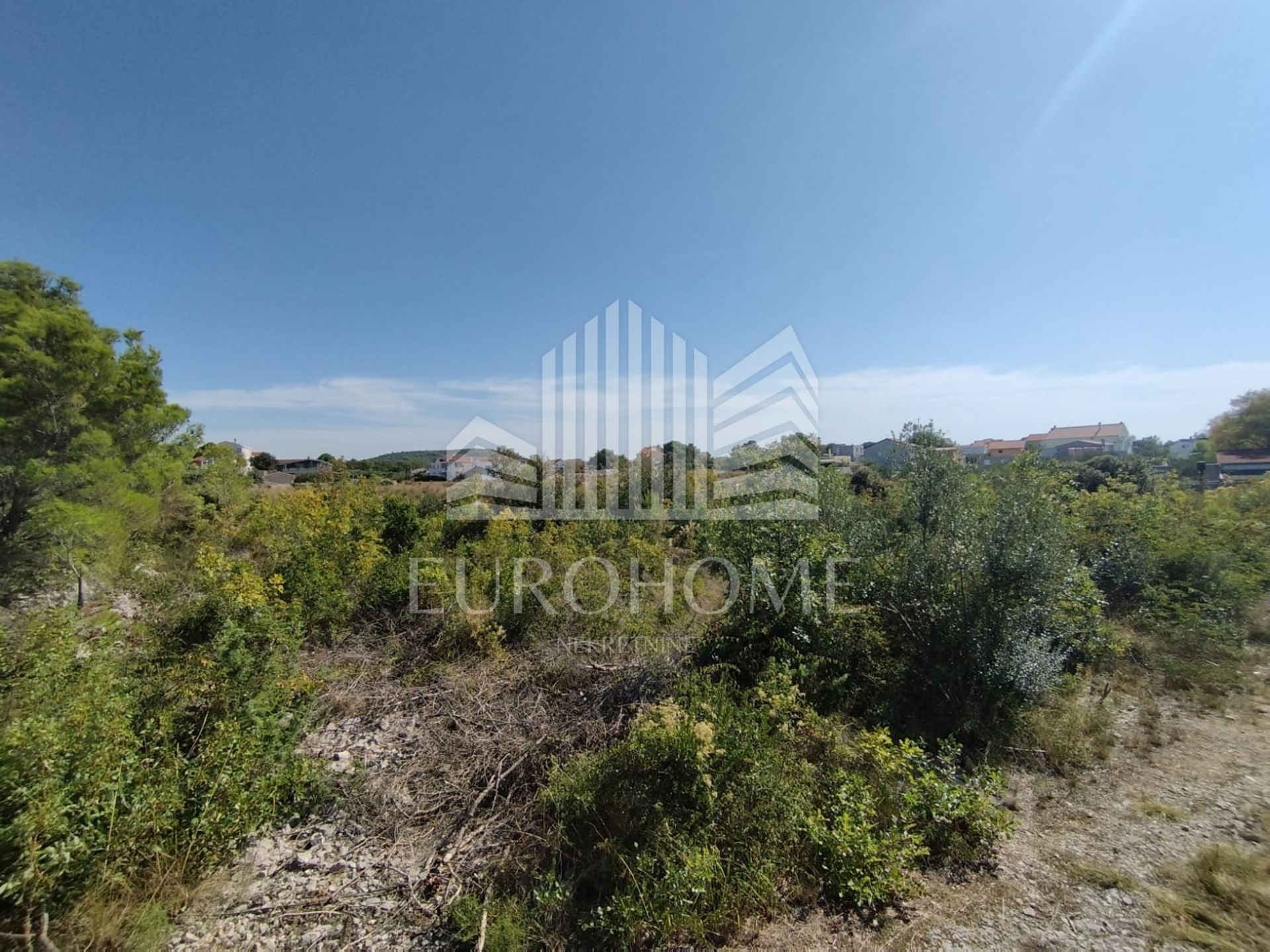 Land in Pirovac, Šibenik-Knin County 12190170