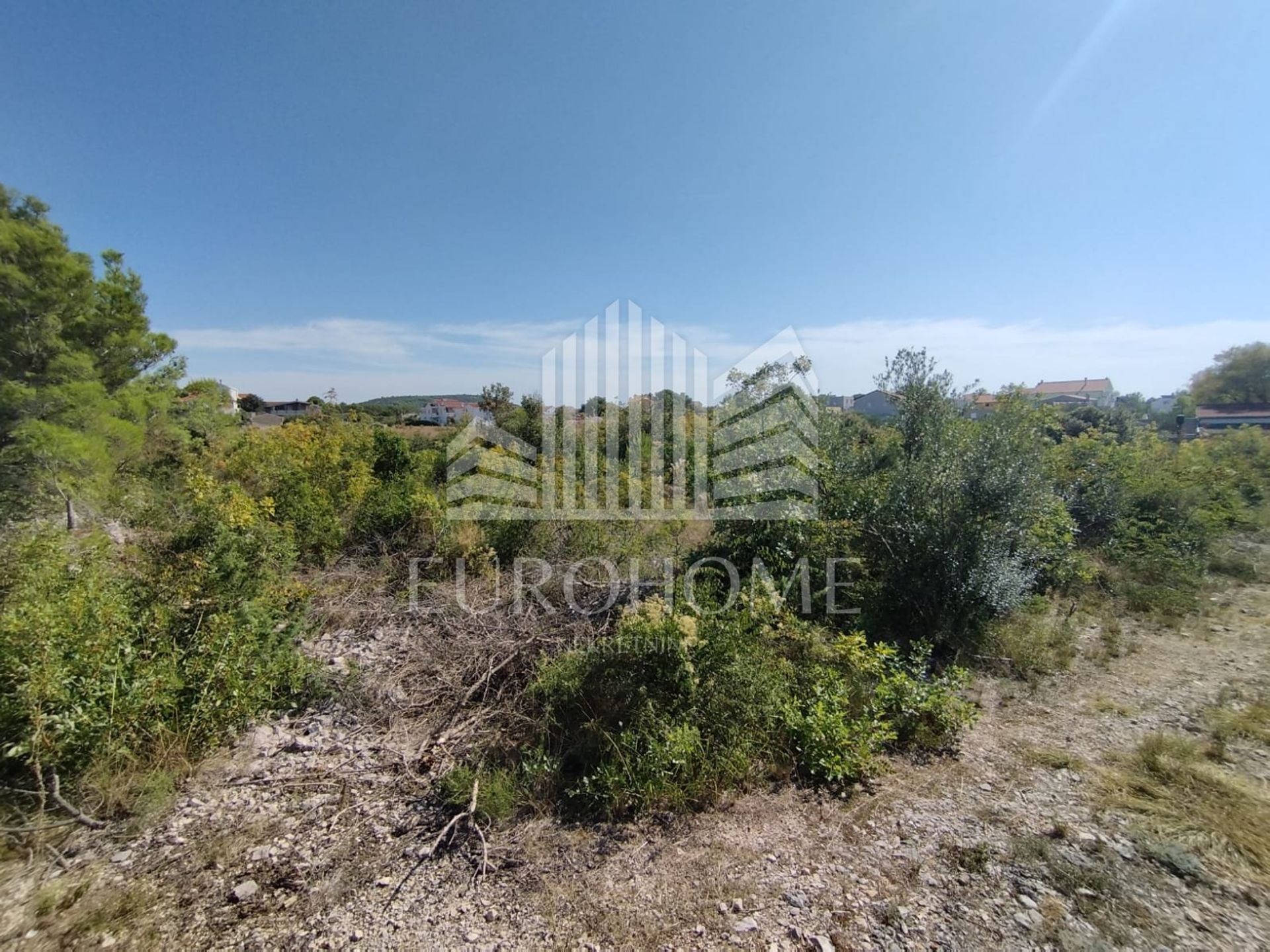 Land in Pirovac, Šibenik-Knin County 12190170