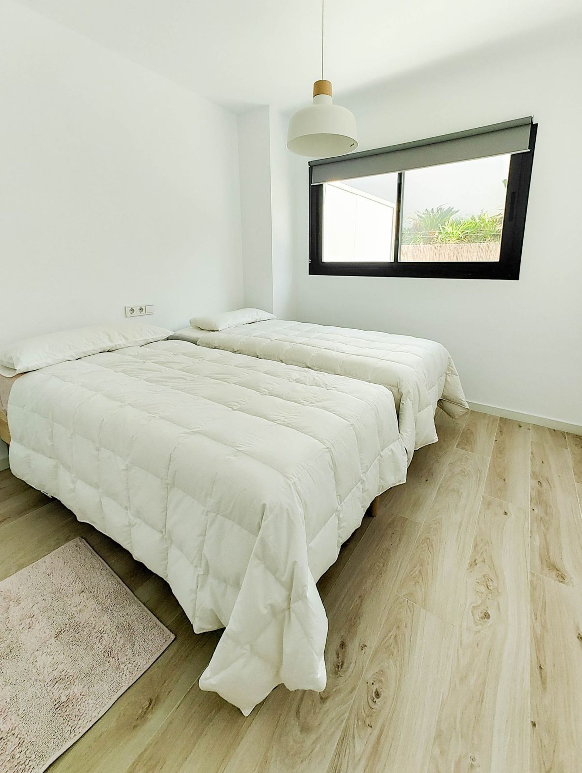 Condominium in Estepona, Andalucía 12191572