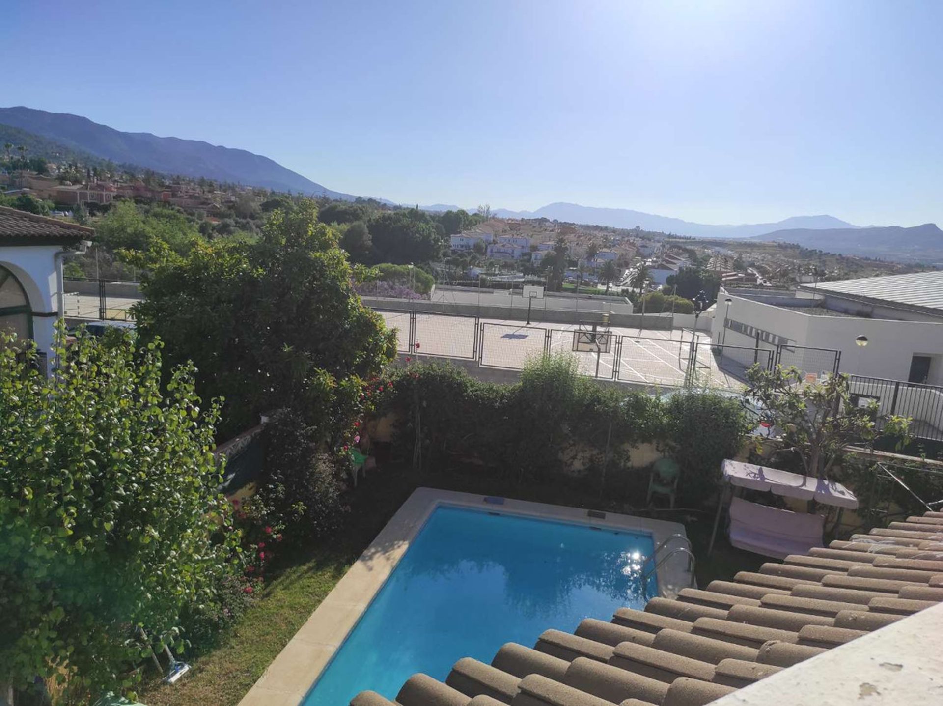 Huis in Alhaurín de la Torre, Andalusia 12192370