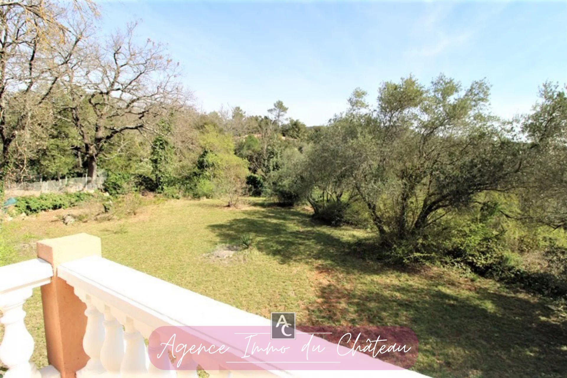 House in Sainte-Anastasie-sur-Issole, Provence-Alpes-Cote d'Azur 12193940