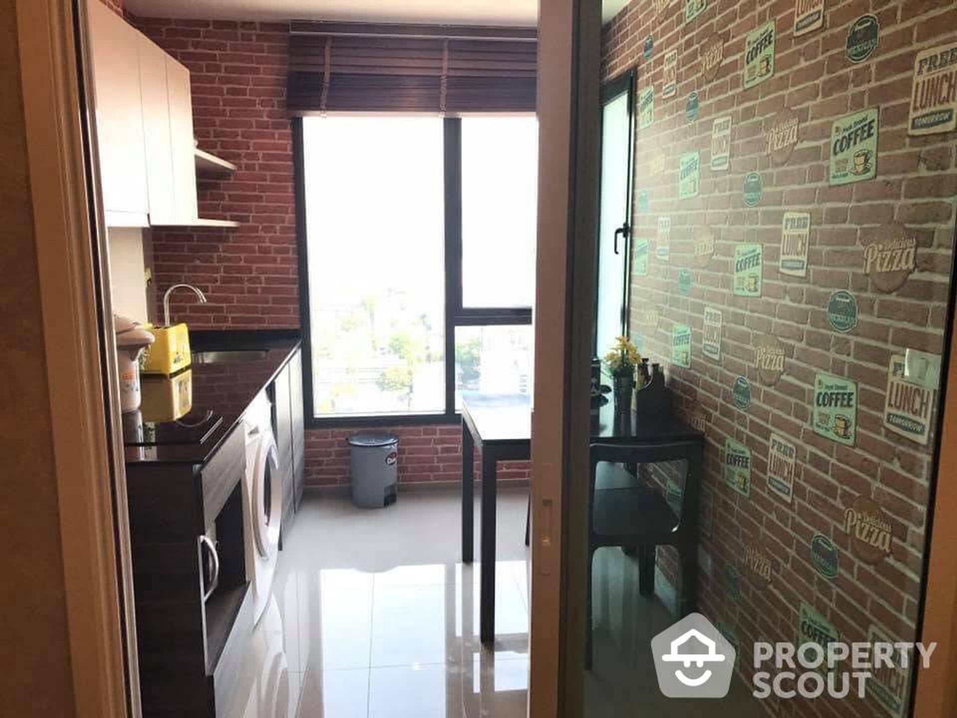 Condominium in Phaya Thai, Krung Thep Maha Nakhon 12194756