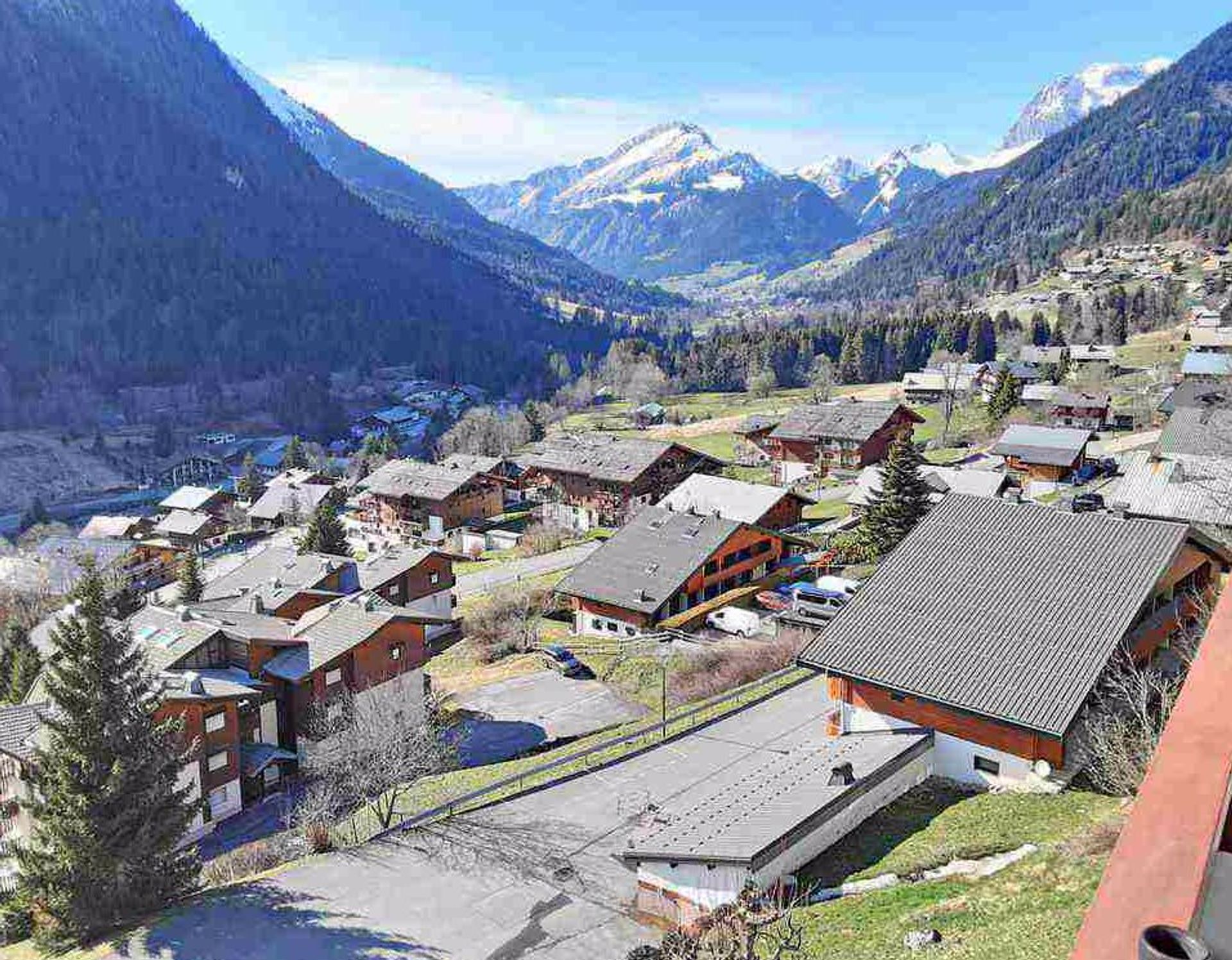 Condominium dans Châtel, Auvergne-Rhône-Alpes 12195375