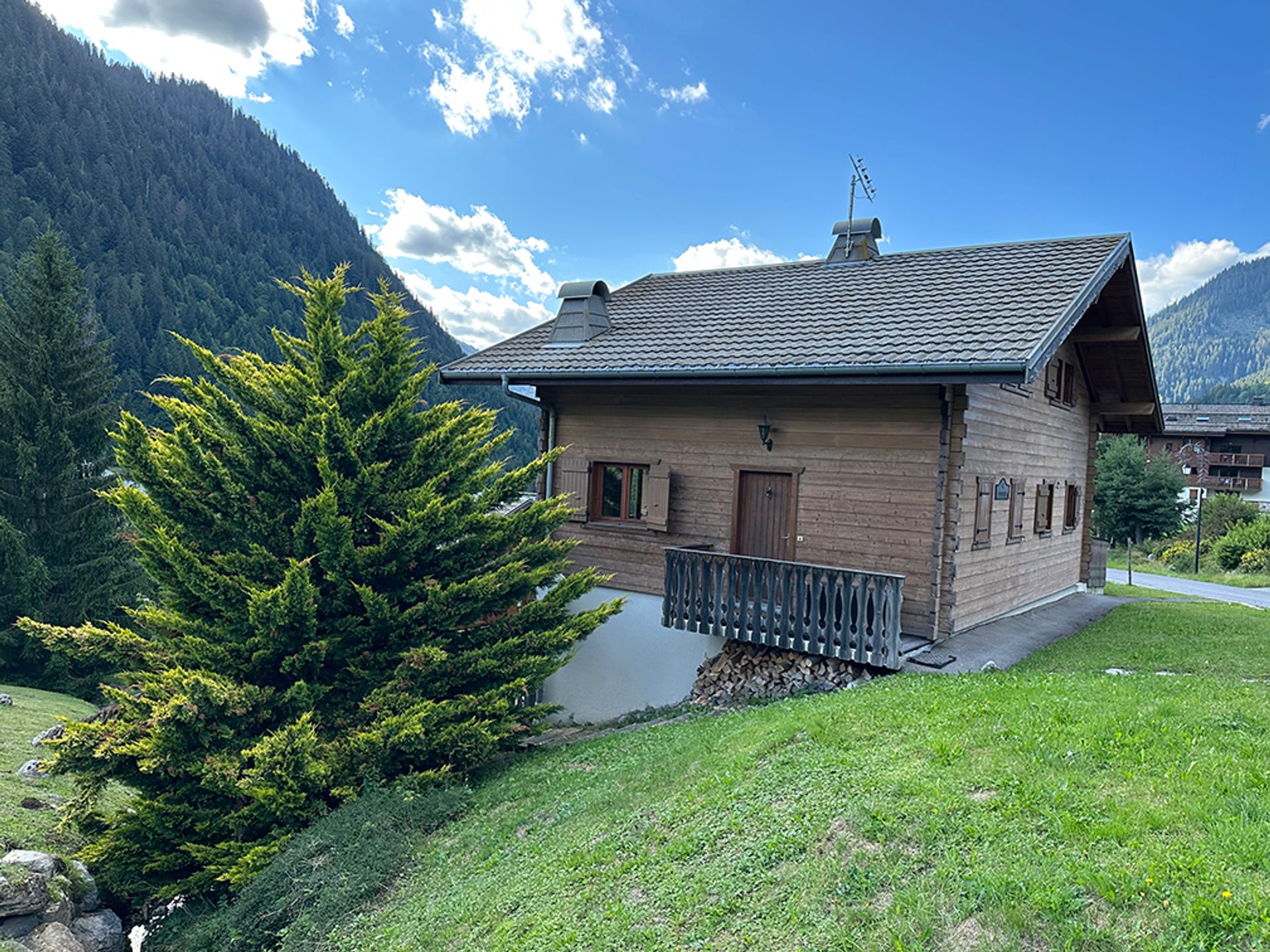 rumah dalam Châtel, Auvergne-Rhône-Alpes 12195376