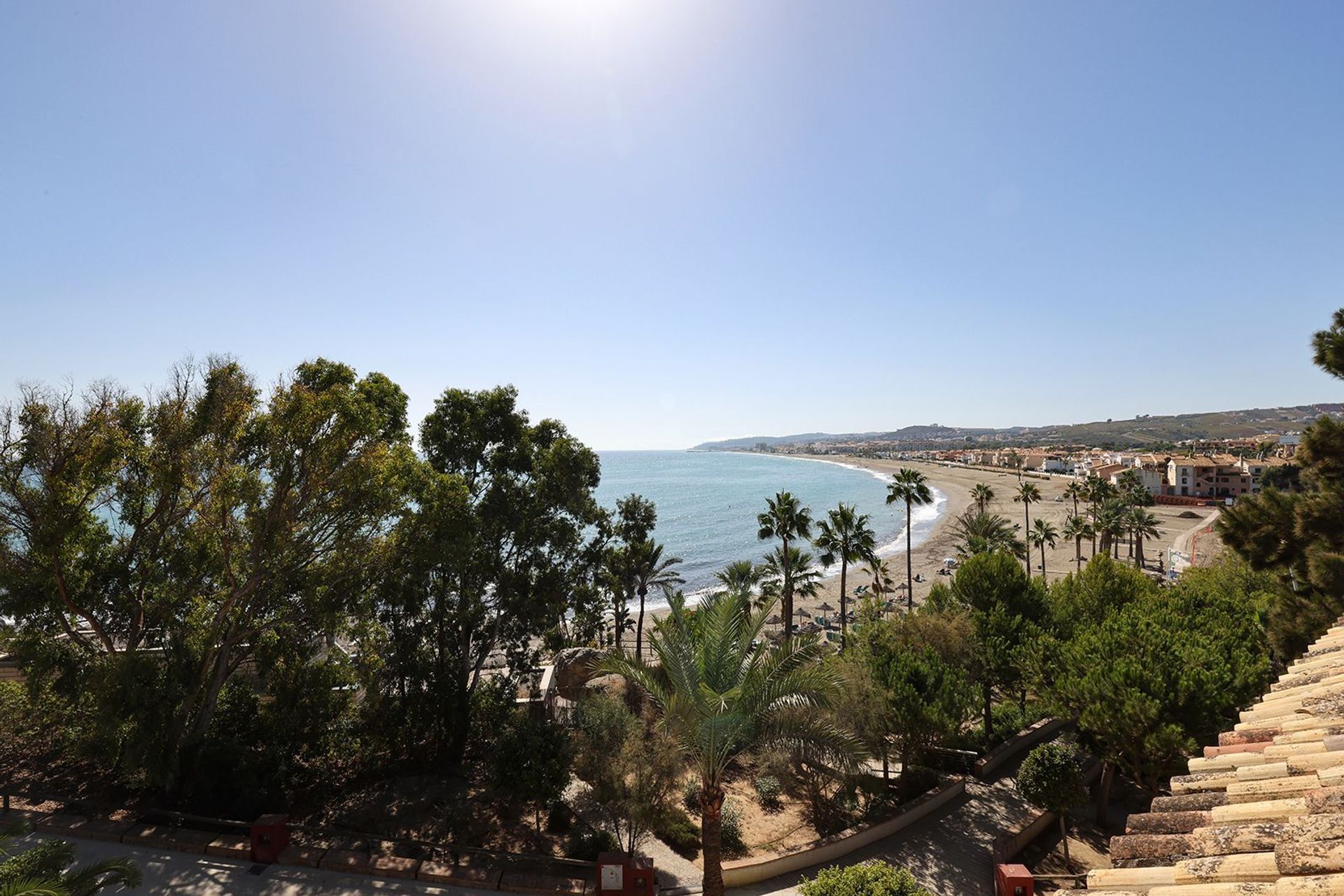 房子 在 Puerto de la Duquesa, Andalusia 12195658