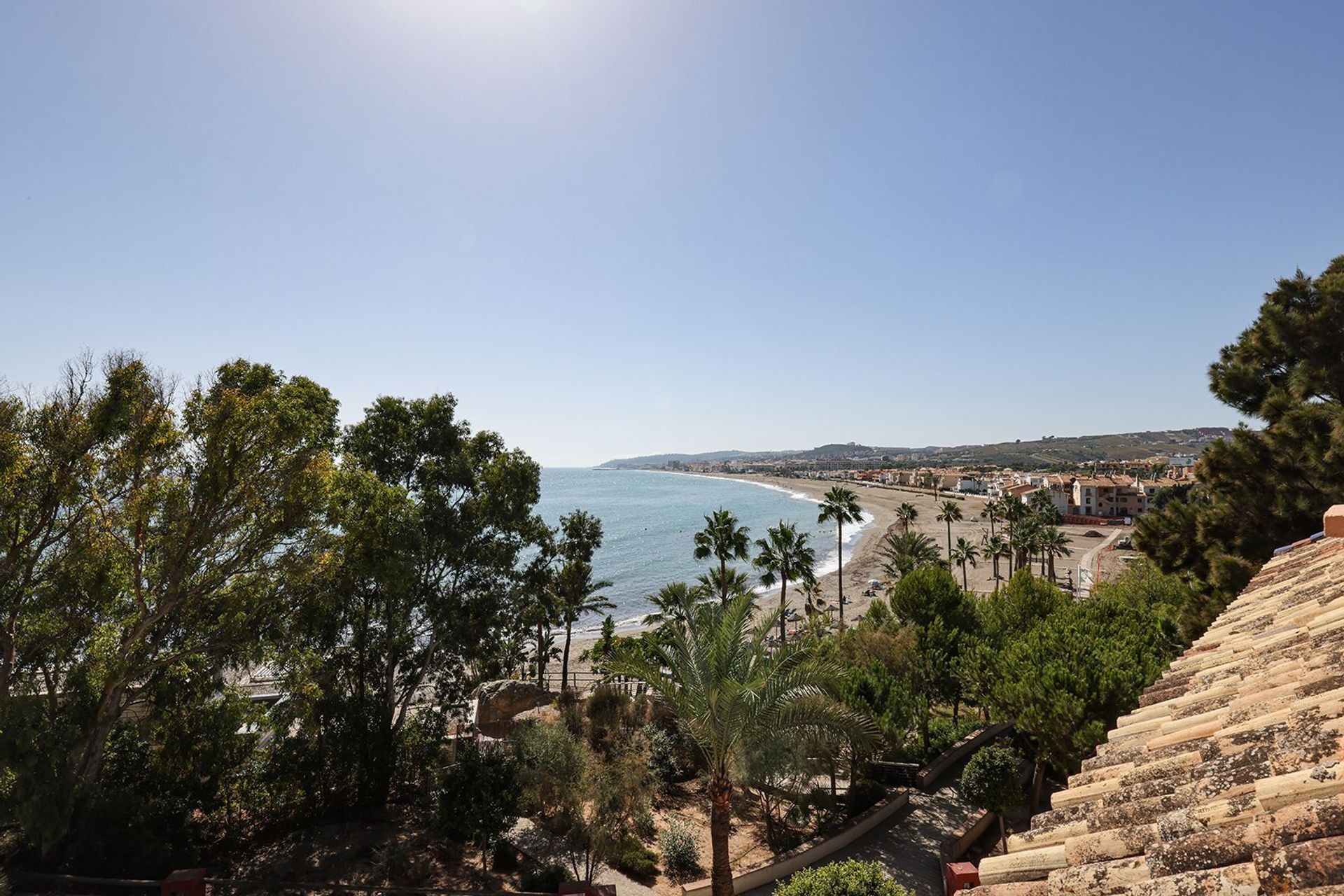 casa en Puerto de la Duquesa, Andalusia 12195658