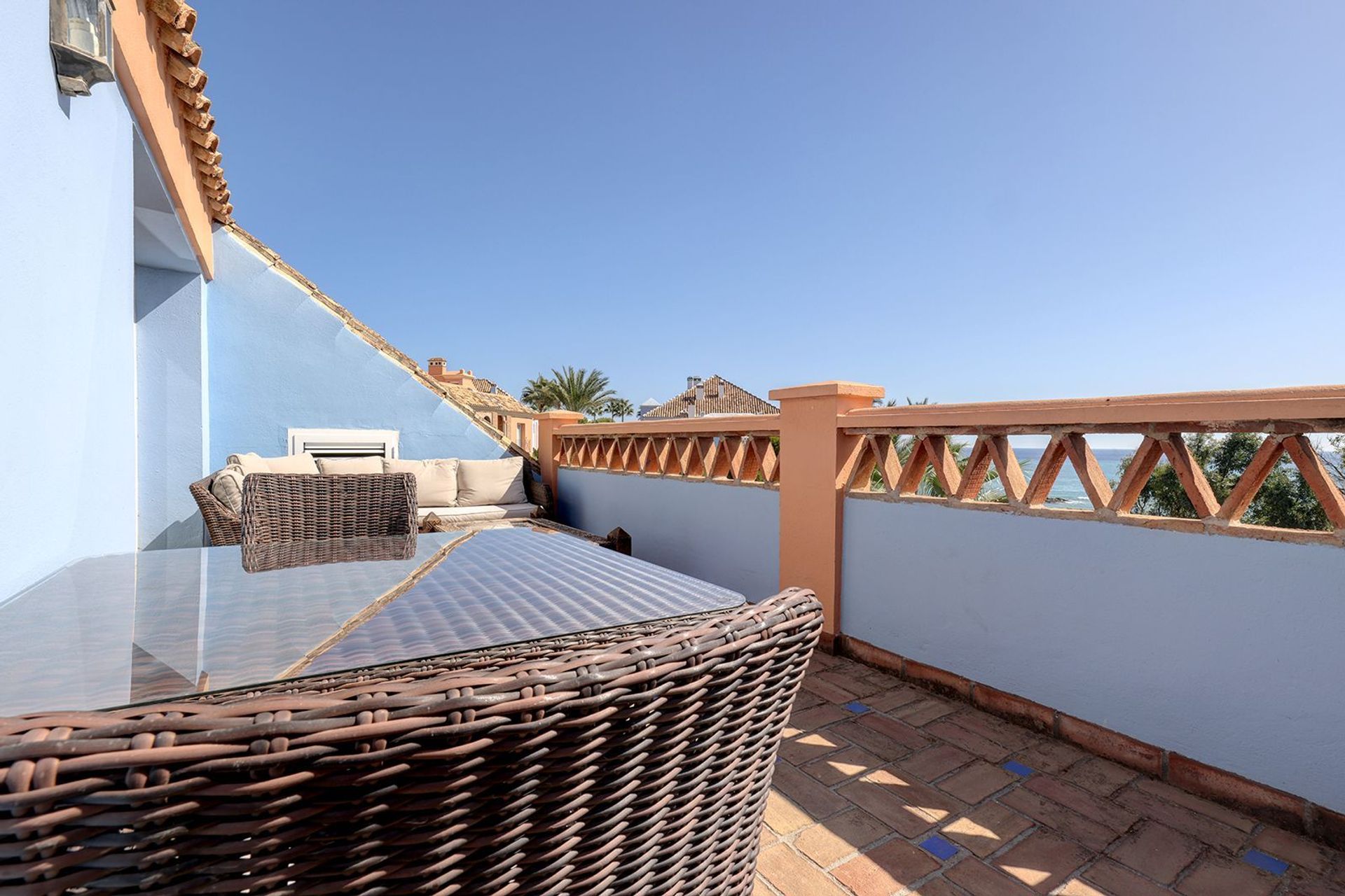 casa en Puerto de la Duquesa, Andalusia 12195658