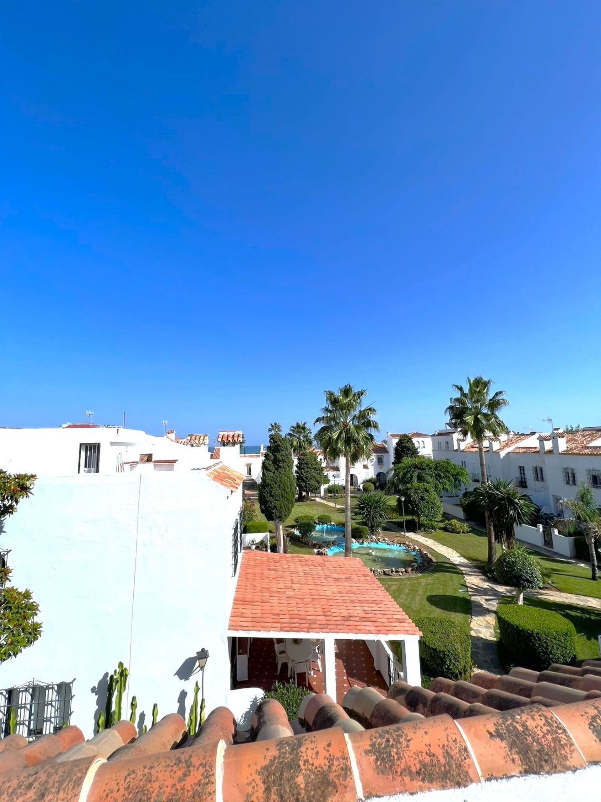 Huis in Puerto de la Duquesa, Andalusia 12195686