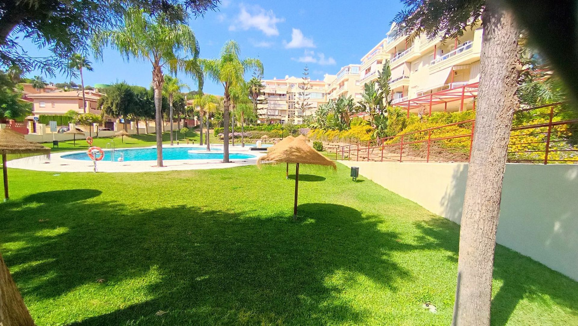 Condominio en Fuengirola, Andalucía 12196084