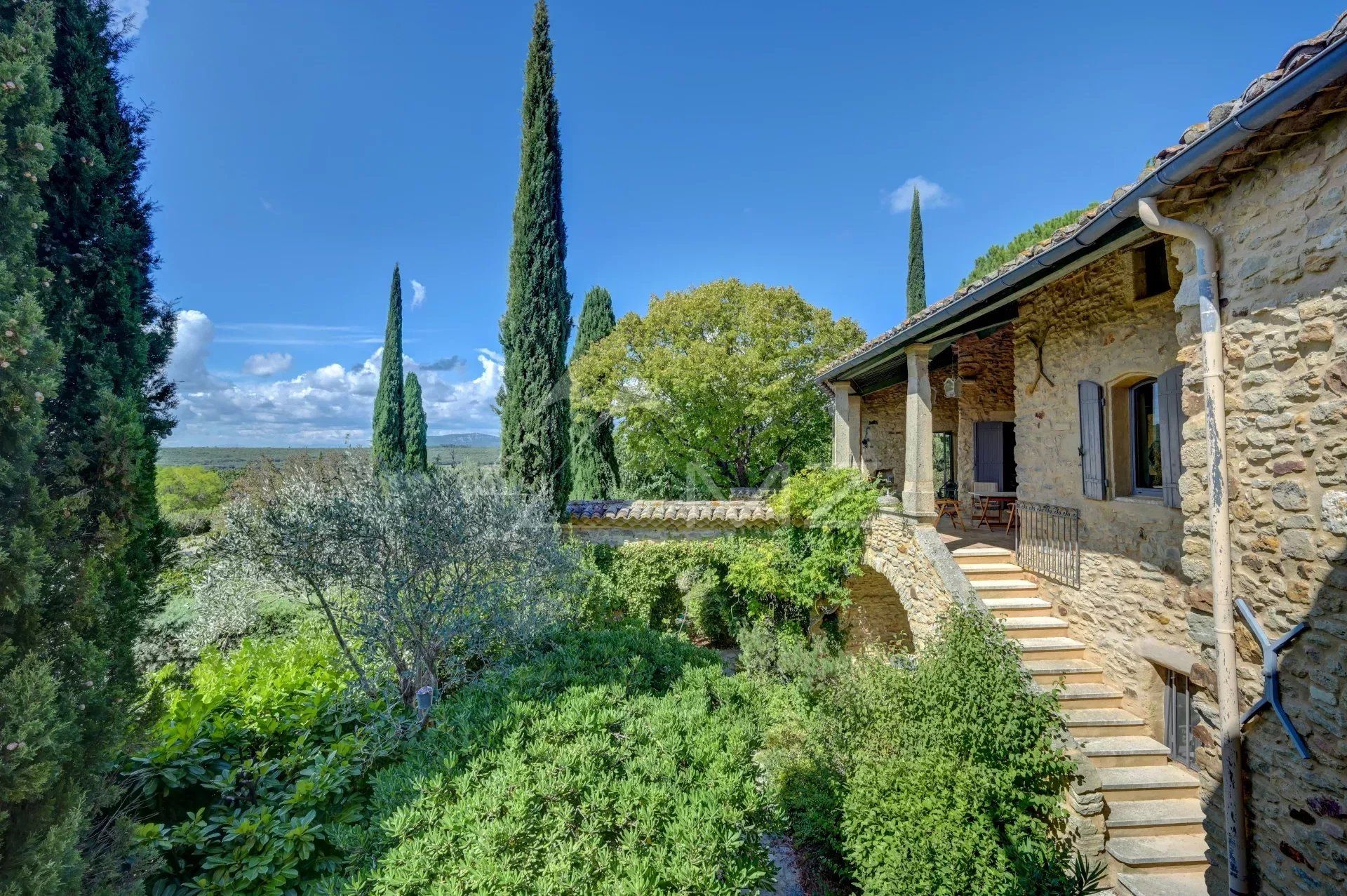 rumah dalam Uzes, Occitanie 12197148