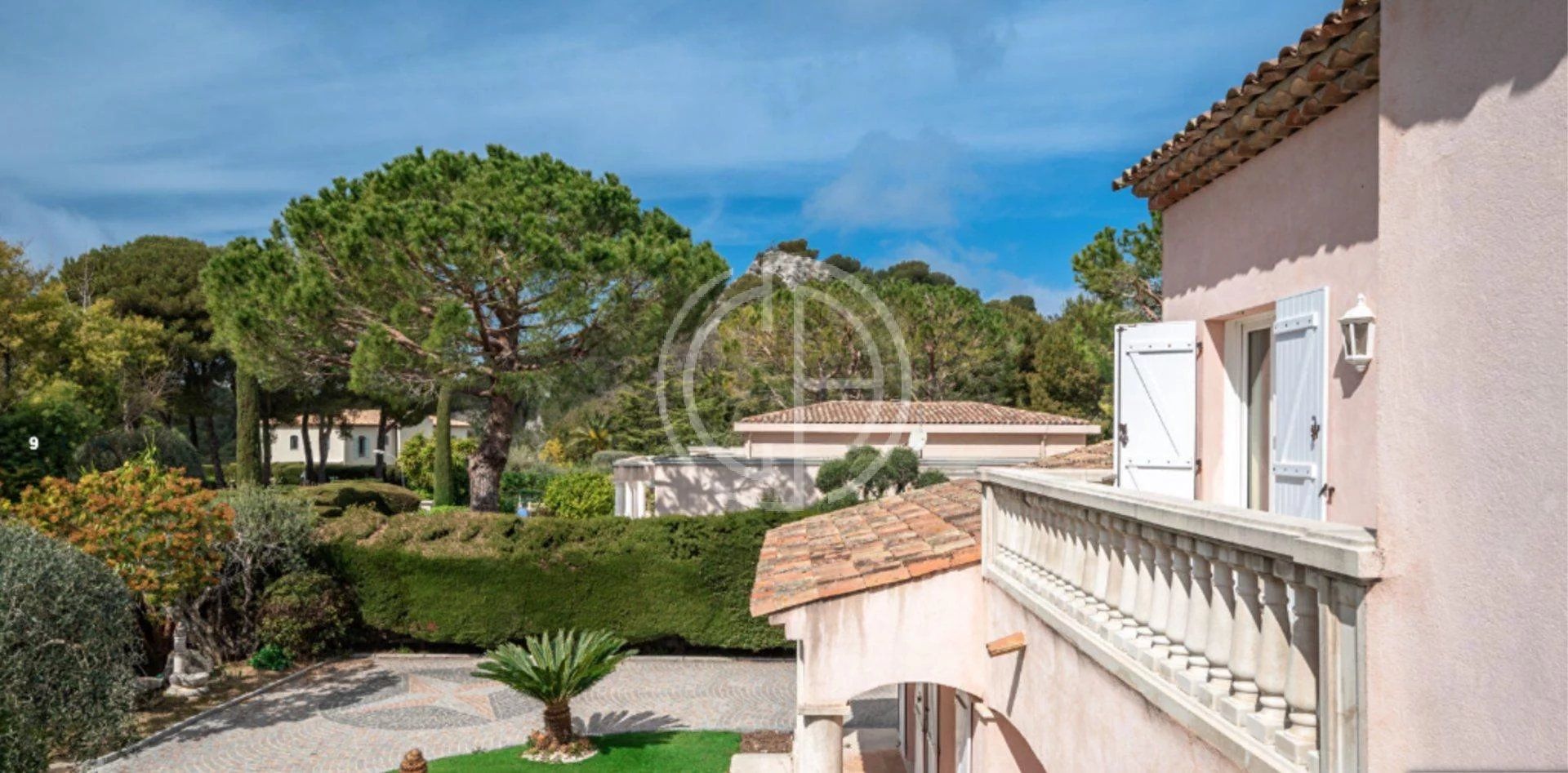 Talo sisään Villefranche-sur-Mer, Provence-Alpes-Cote d'Azur 12197227