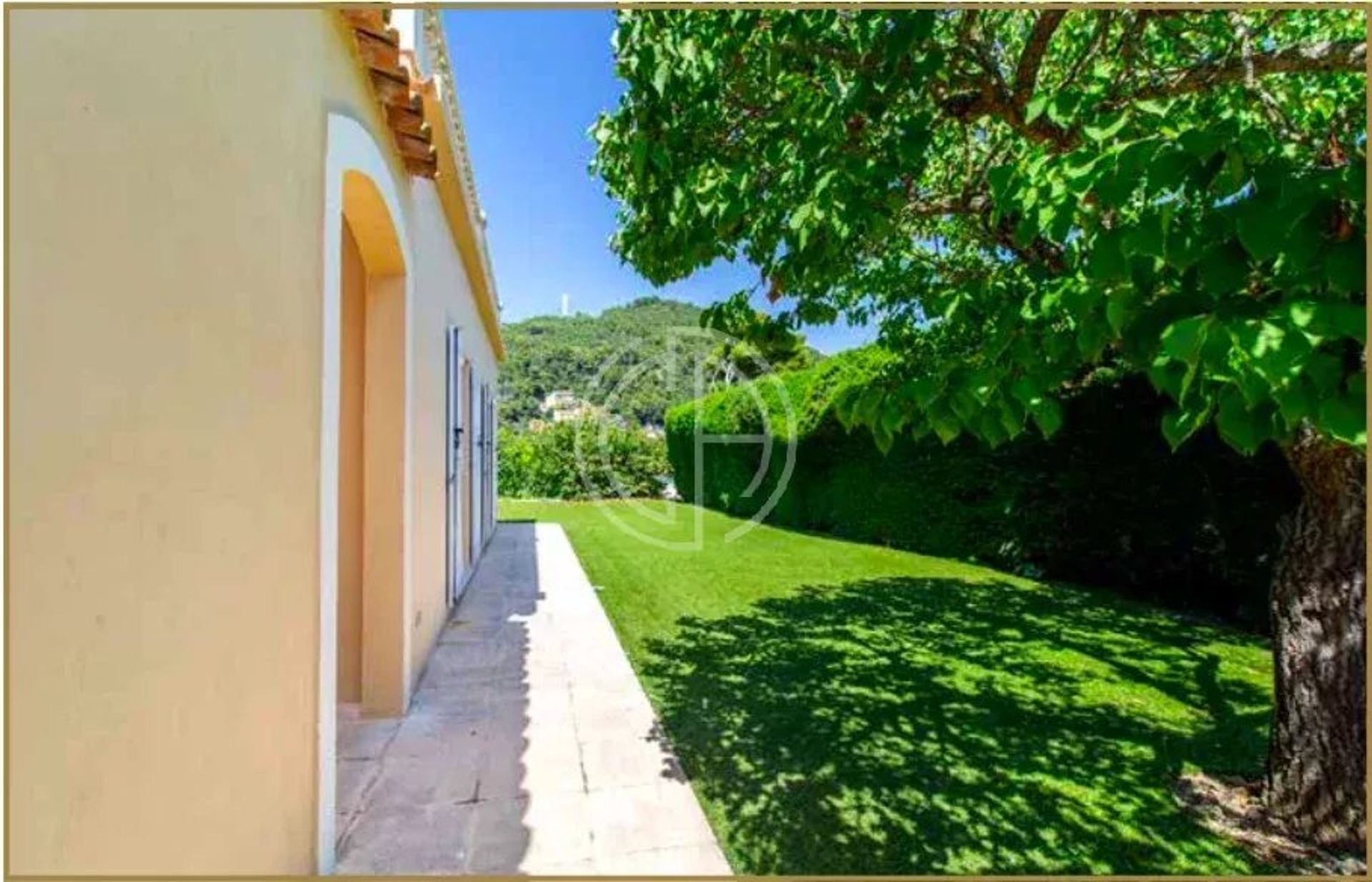 Haus im Villefranche-sur-Mer, Alpes-Maritimes 12197227