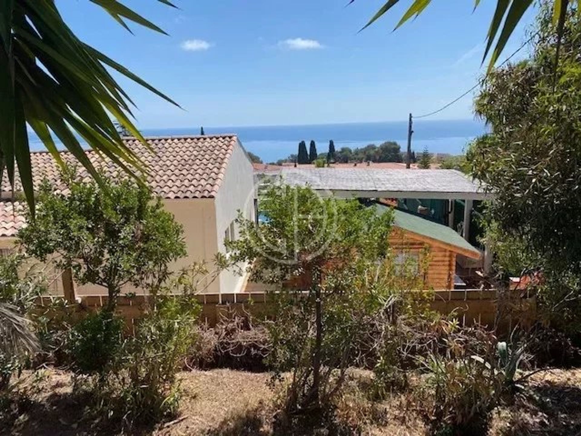 casa en Roquebrune-Cap-Martin, Alpes-Maritimes 12197240