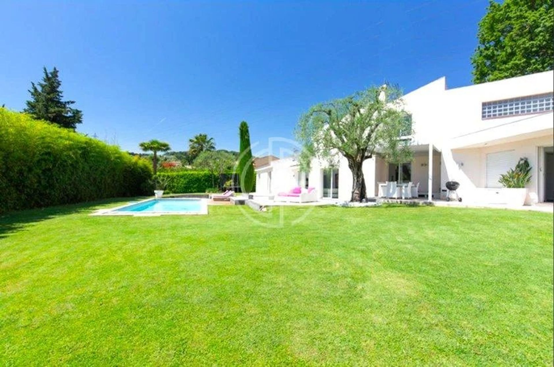 casa en Mougins, Provenza-Alpes-Costa Azul 12197254