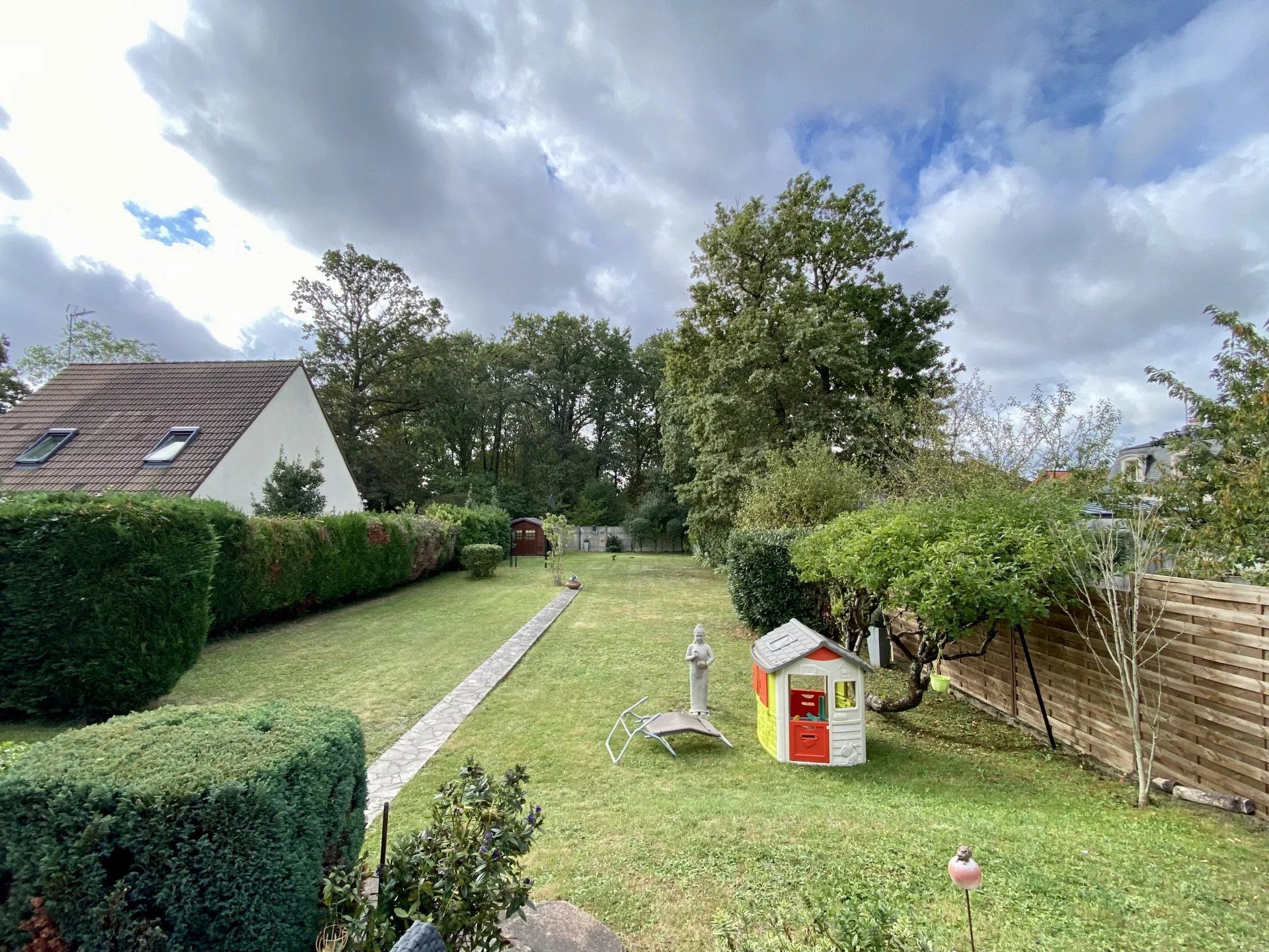 casa no Le Plessis-Trévise, Val-de-Marne 12197403