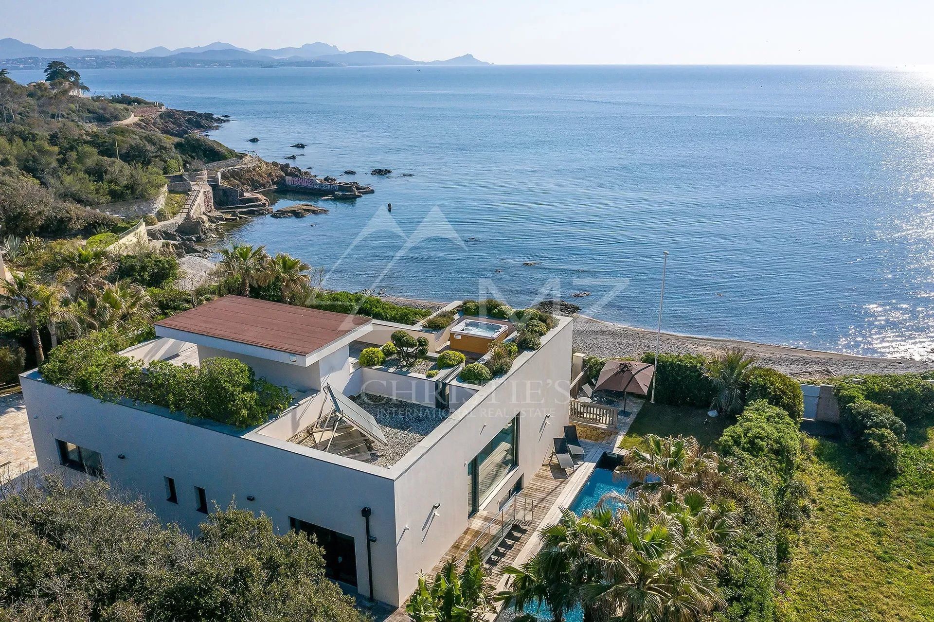 casa no Frejus, Provence-Alpes-Cote d'Azur 12197993