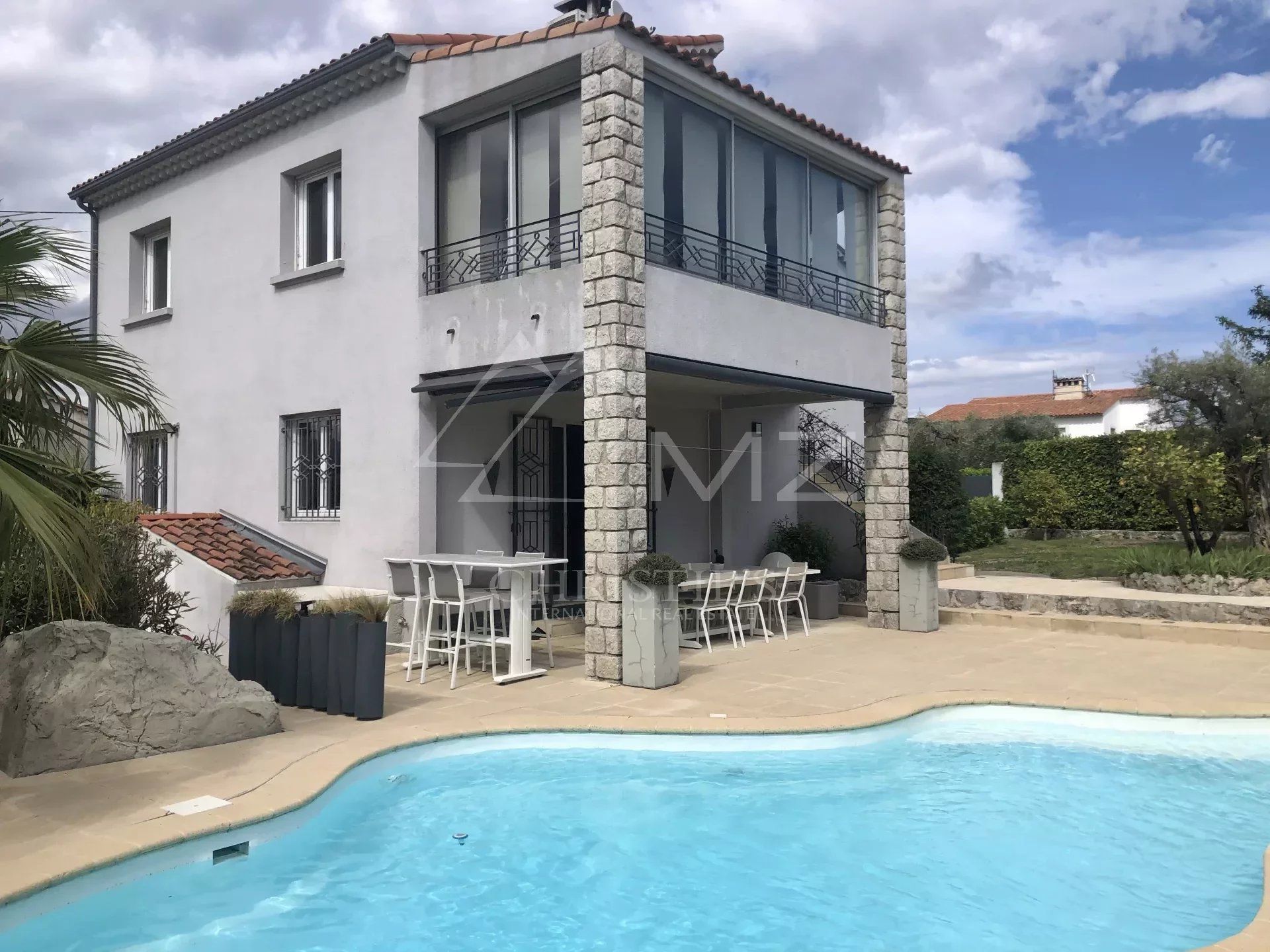 Hus i Le Cannet, Provence-Alpes-Cote d'Azur 12198008