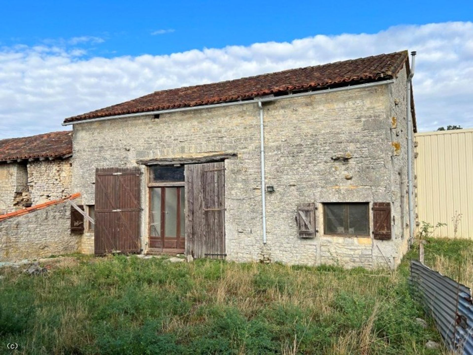 Altro nel Verteuil-sur-Charente, Nouvelle-Aquitaine 12199289