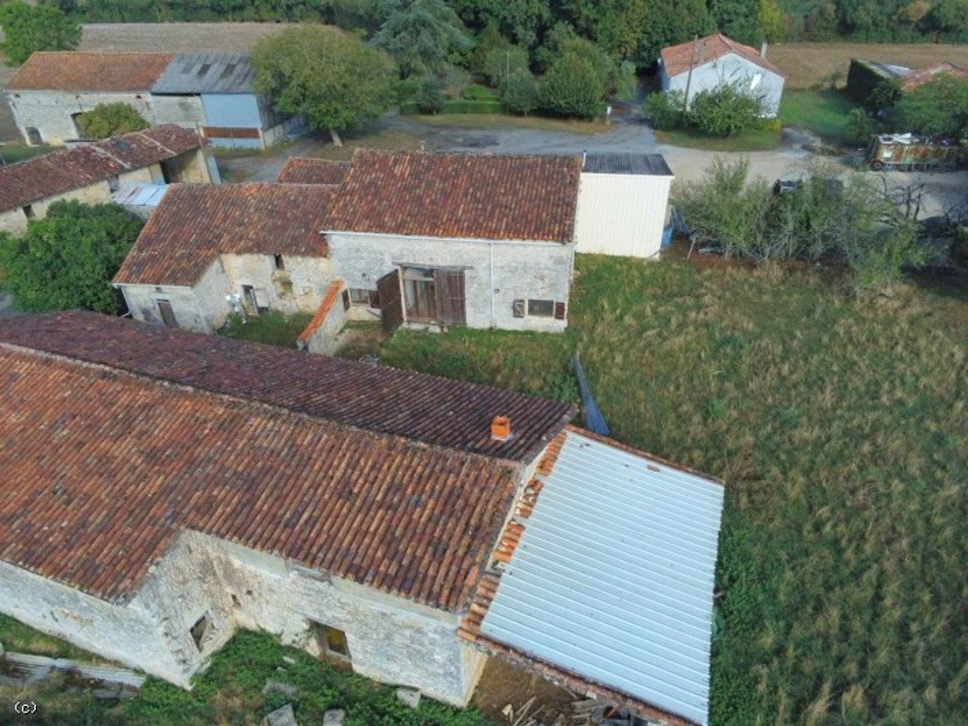 Altro nel Verteuil-sur-Charente, Nouvelle-Aquitaine 12199289