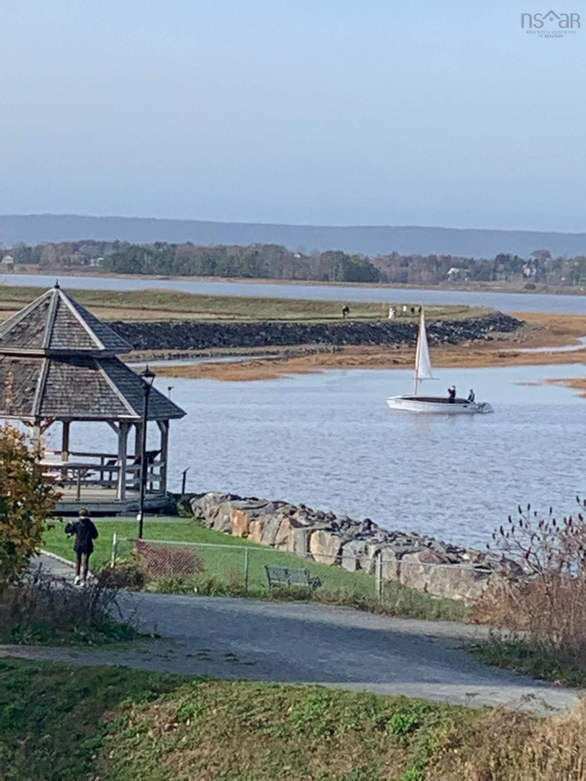 其他 在 Wolfville, Nova Scotia 12199619