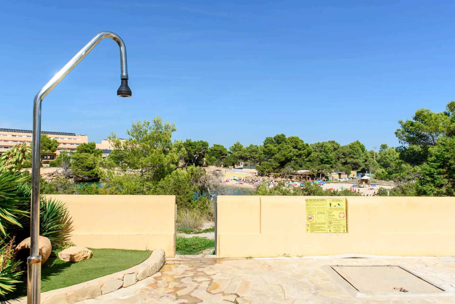 Condominium in San Antonio Abad, Balearic Islands 12200055