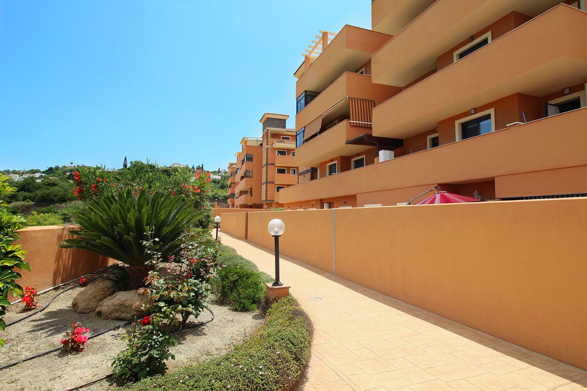 Condominium in Coín, Andalusia 12200474