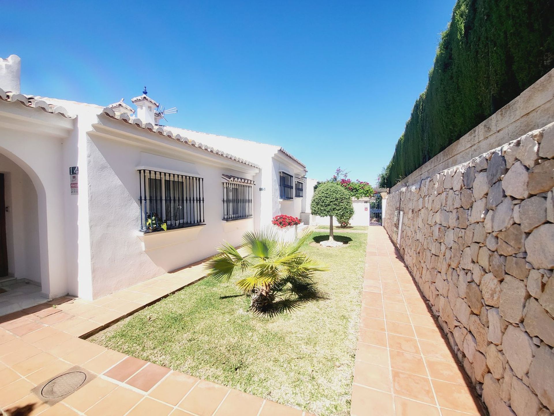 House in El Chaparral, Comunidad Valenciana 12200648