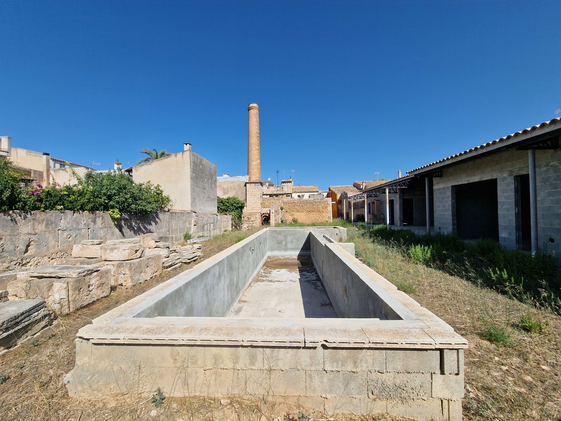 Teollinen sisään Llucmajor, Balearic Islands 12203469