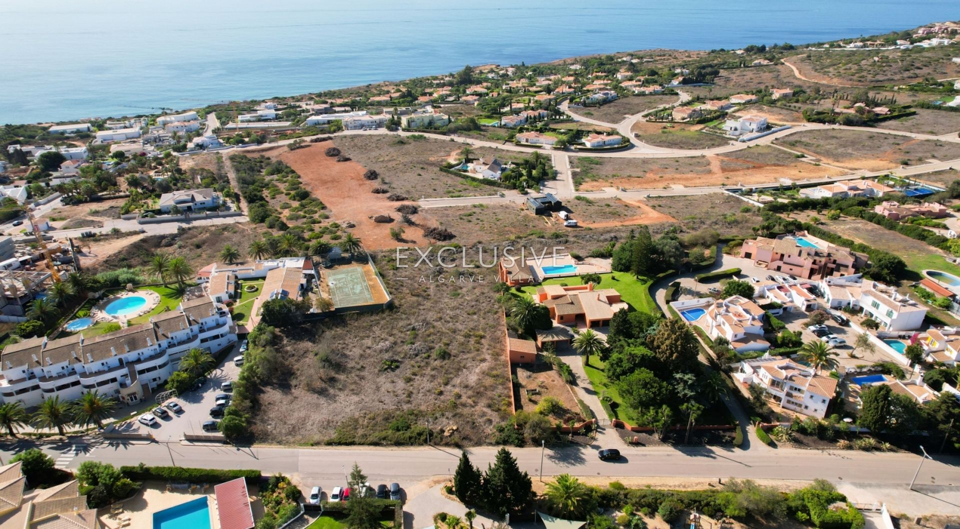 Tierra en Praia da Luz, Faro District 12204894