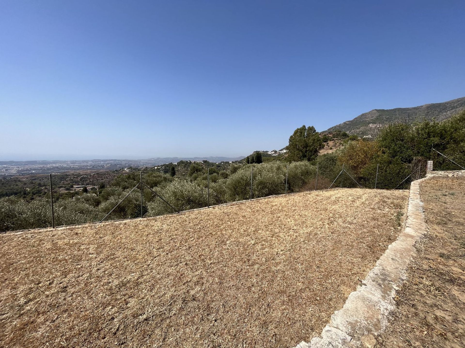 土地 在 Mijas, Andalusia 12206284