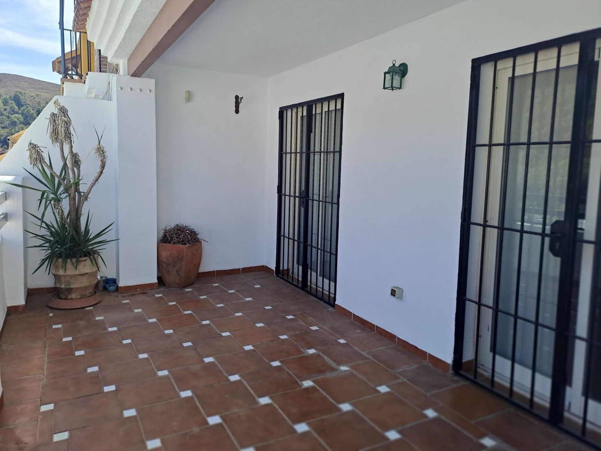 House in Benahavis, Andalusia 12206300