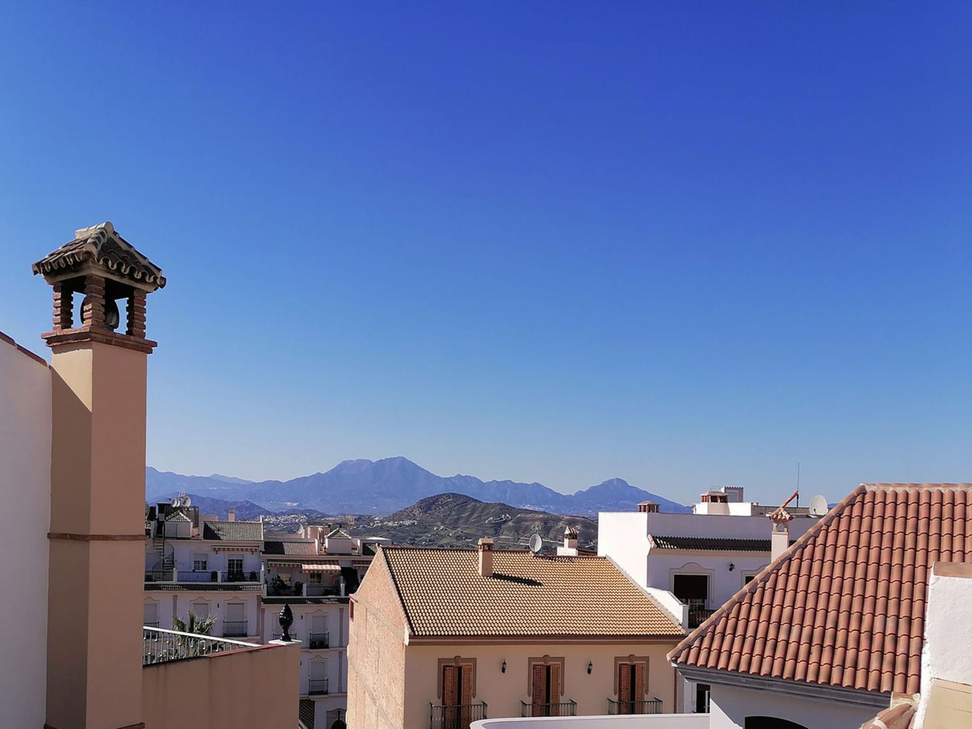 Talo sisään Alhaurin el Grande, Andalusia 12206369