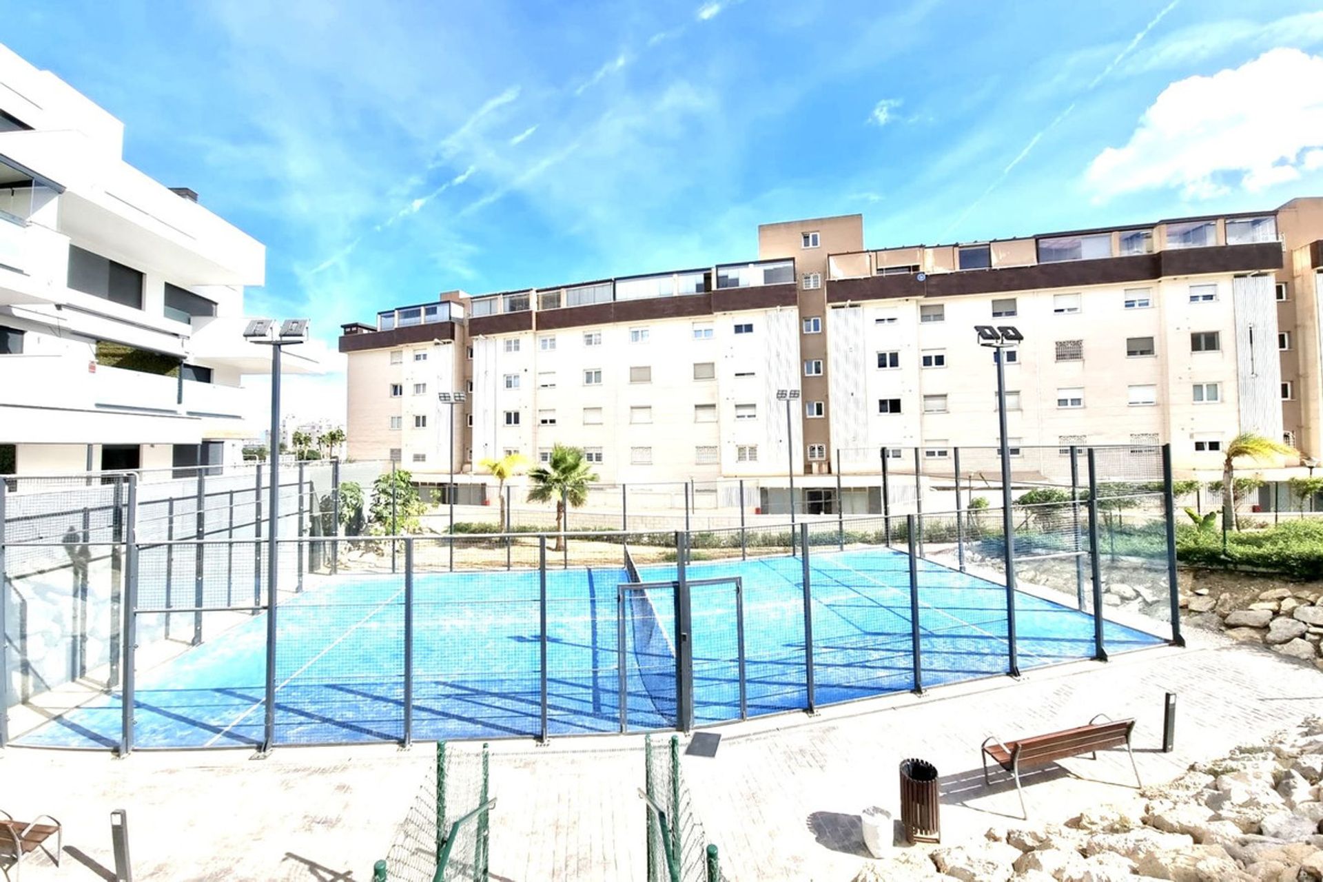 Condominium dans , Andalusia 12206509