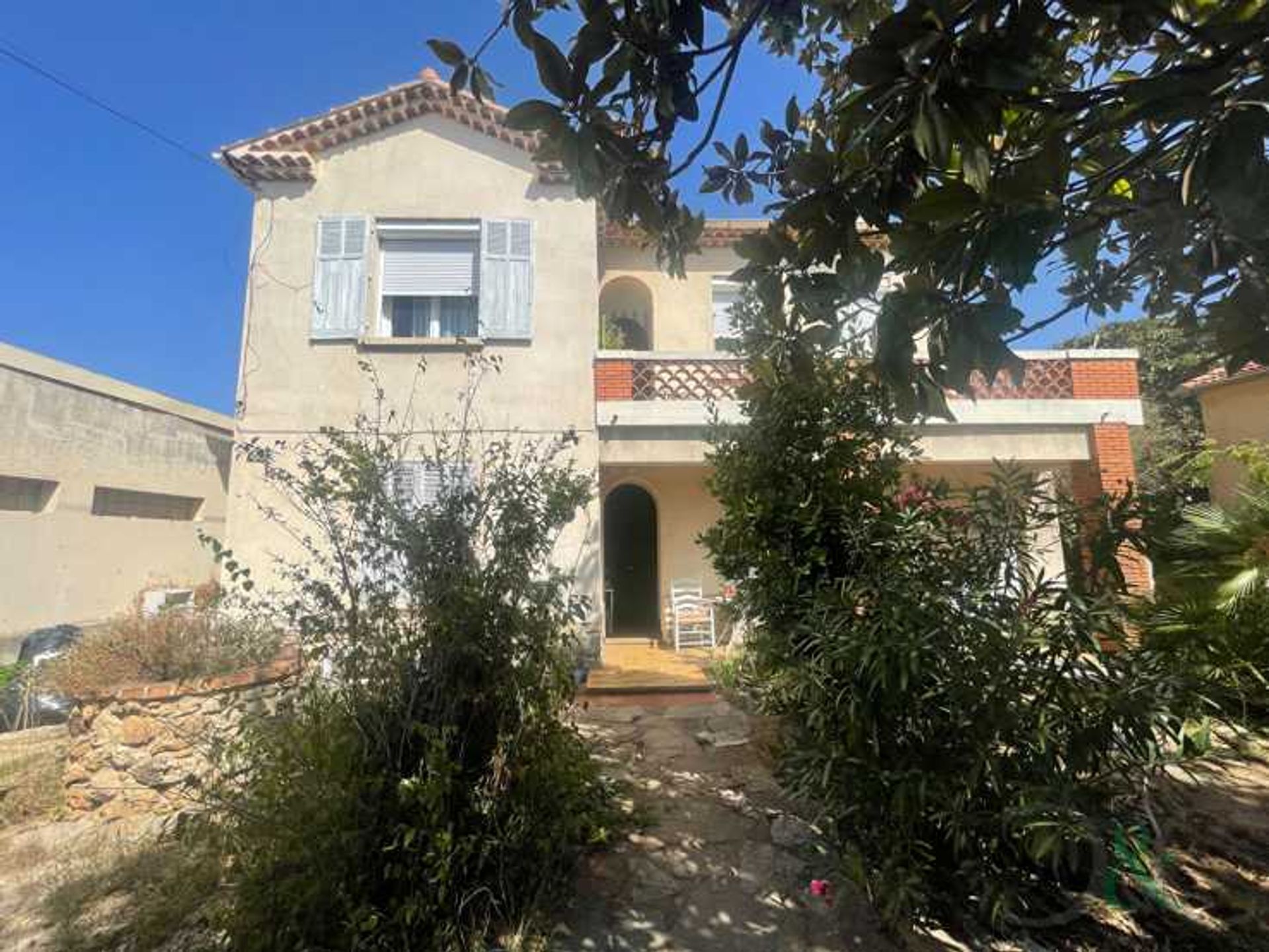 casa en Six-Fours-les-Plages, Provence-Alpes-Cote d'Azur 12206864