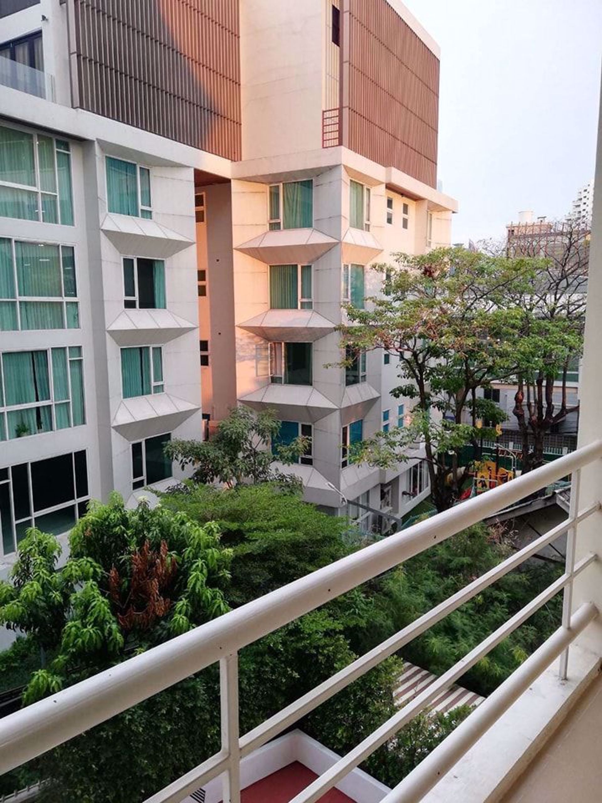 Condominium in , Krung Thep Maha Nakhon 12208410