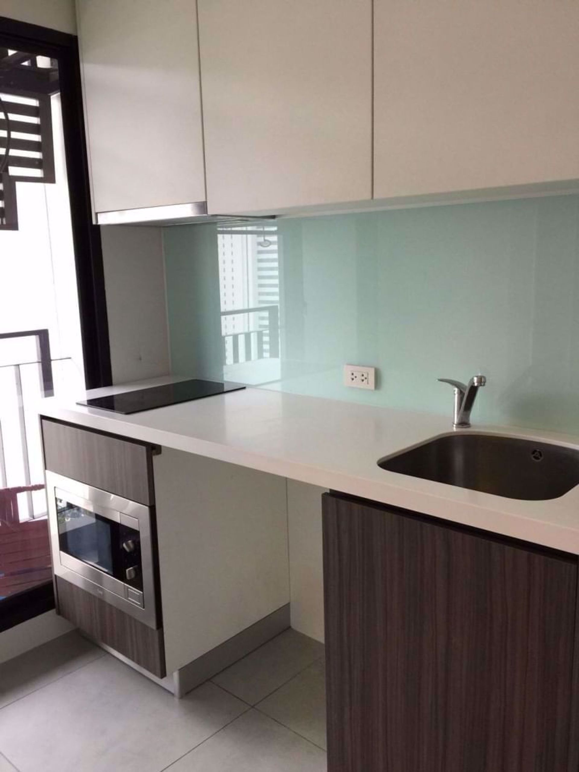 Condominium dans Descendre, Krung Thep Maha Nakhon 12208621