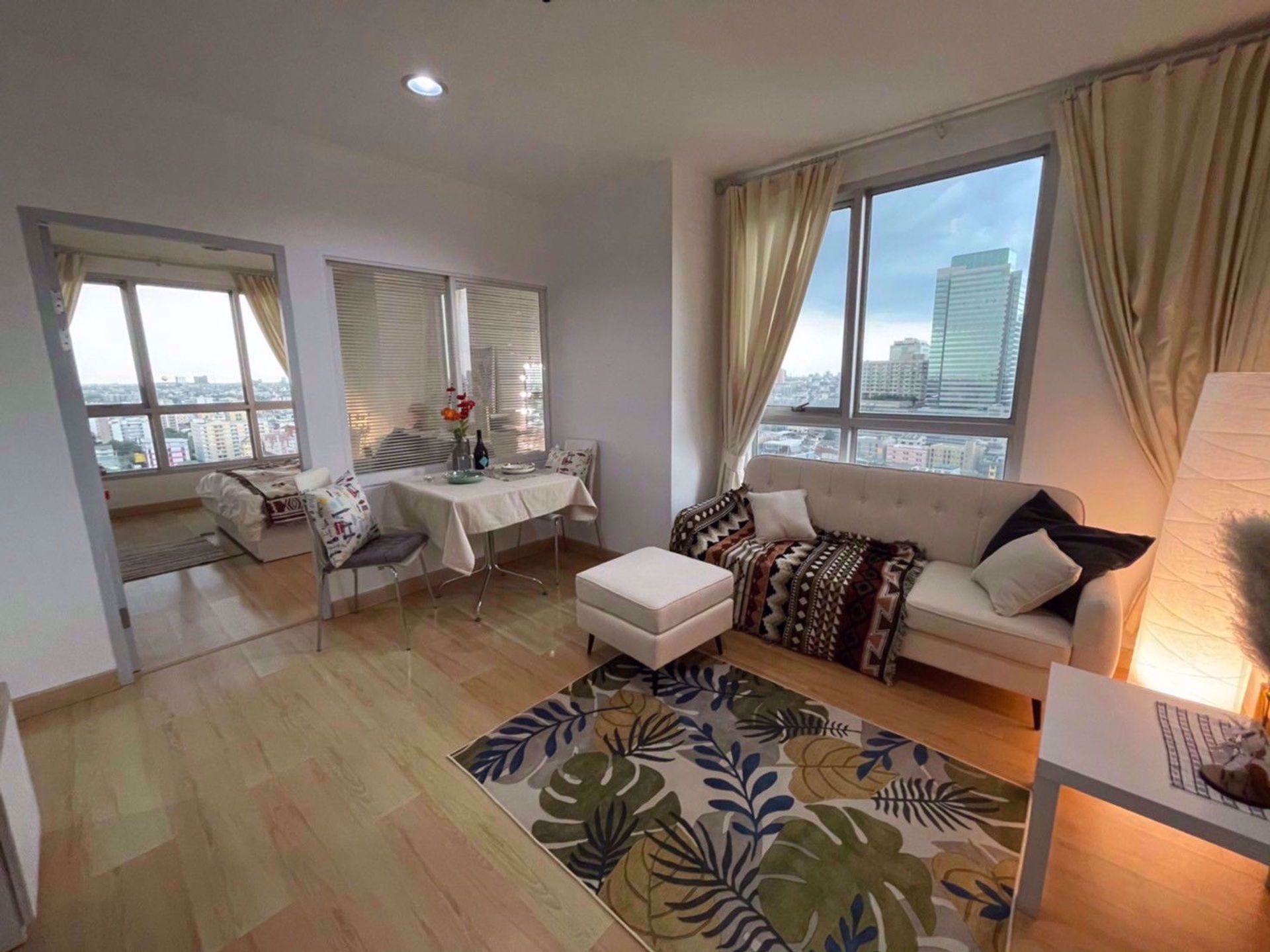 Condominio nel Huai Khwang, Krung Thep Maha Nakhon 12208780