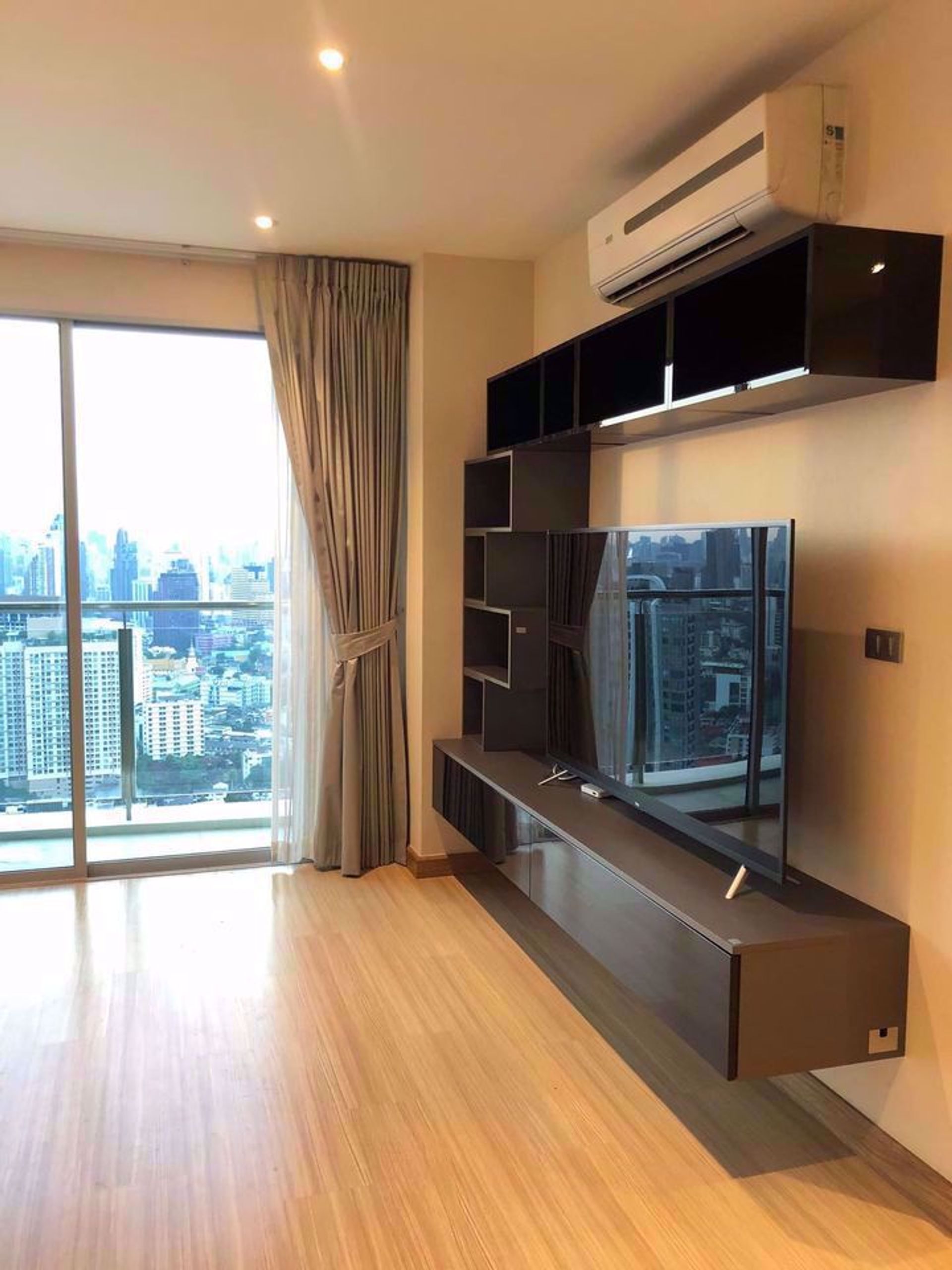 Condominio nel Phra Khanong, Krung Thep Maha Nakhon 12208989