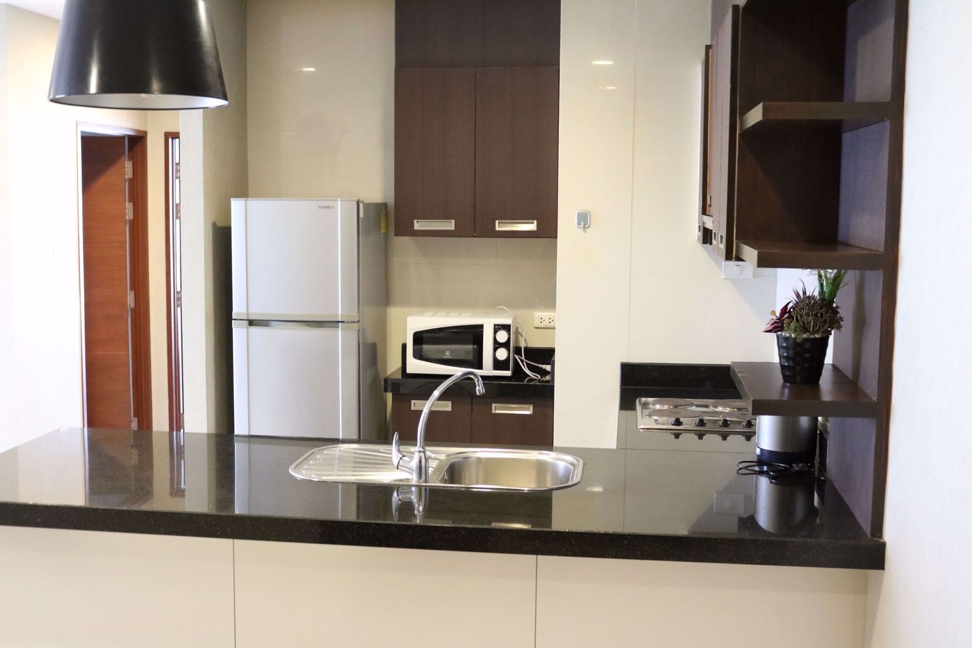 Condominium in Ban Na Song, Krung Thep Maha Nakhon 12209047