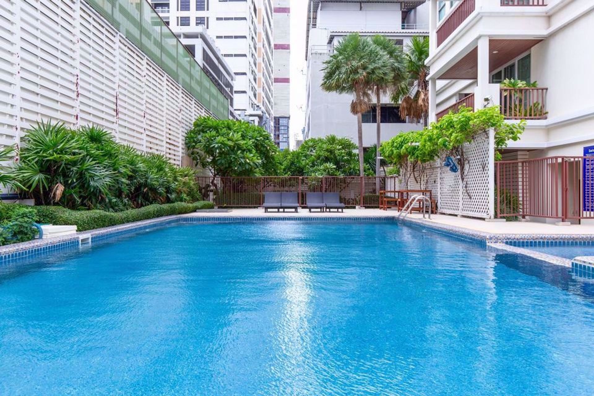 Condominio en Bang Rak, Krung Thep Maha Nakhon 12209290