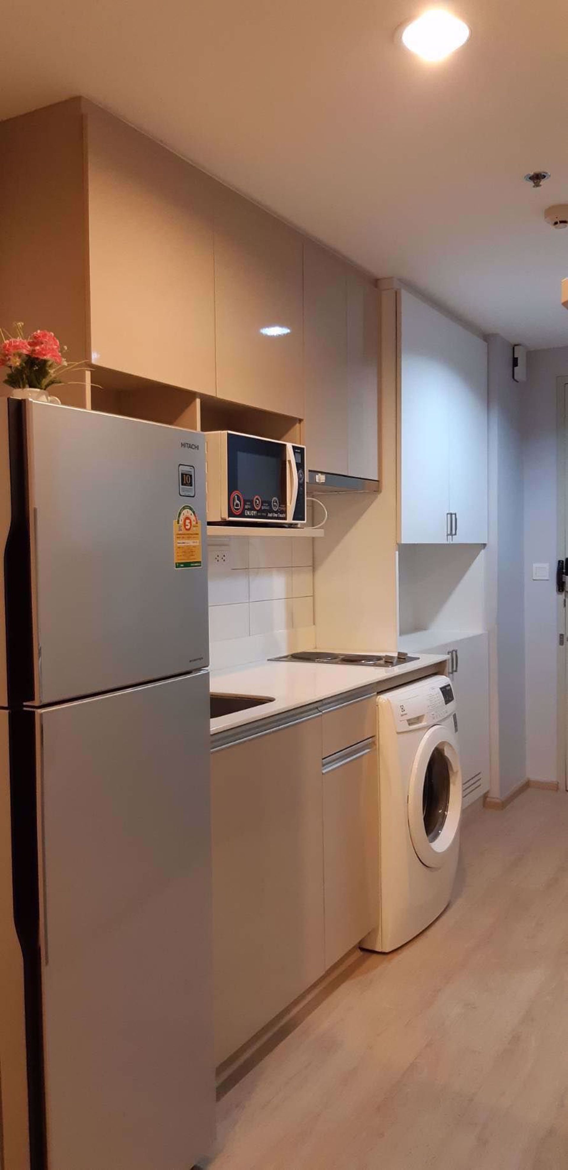 Condominium in Ratchathewi, Krung Thep Maha Nakhon 12209533