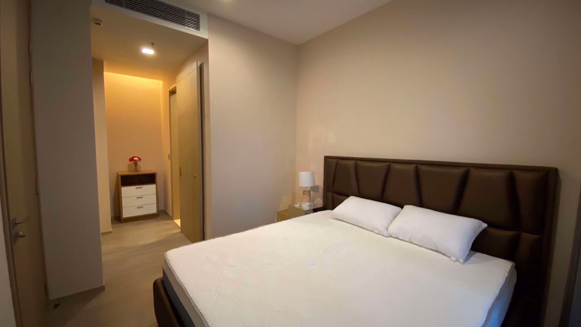 Condominium in Ban Na Song, Krung Thep Maha Nakhon 12209543