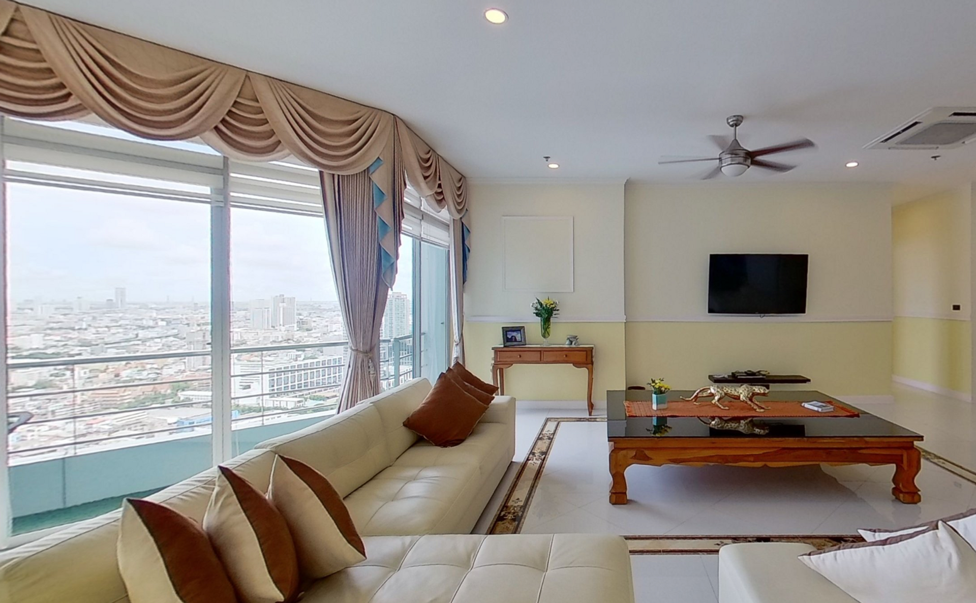 Condominium dans Descendre, Krung Thep Maha Nakhon 12209547