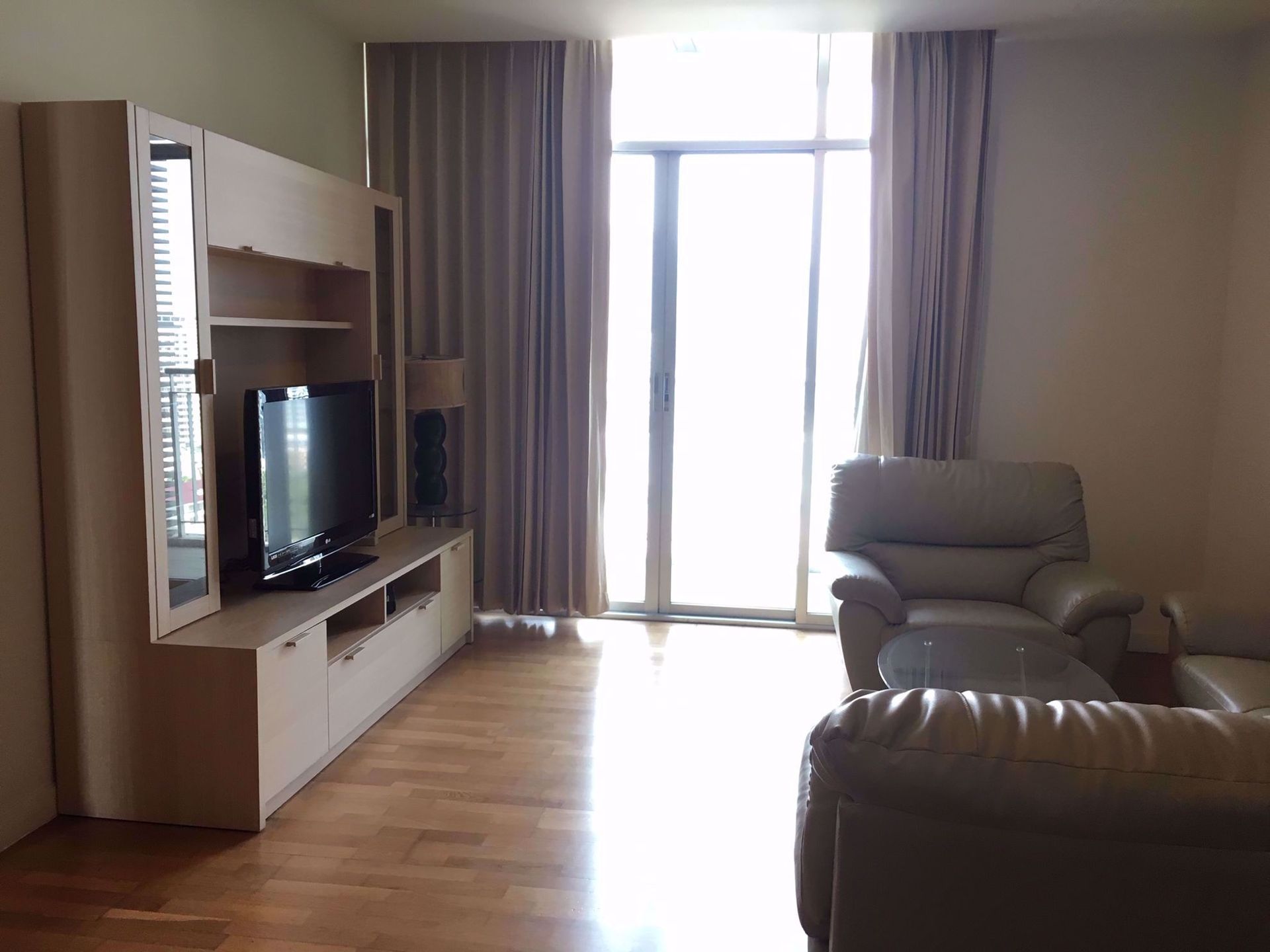 Condominium in Bang Rak, Krung Thep Maha Nakhon 12209556