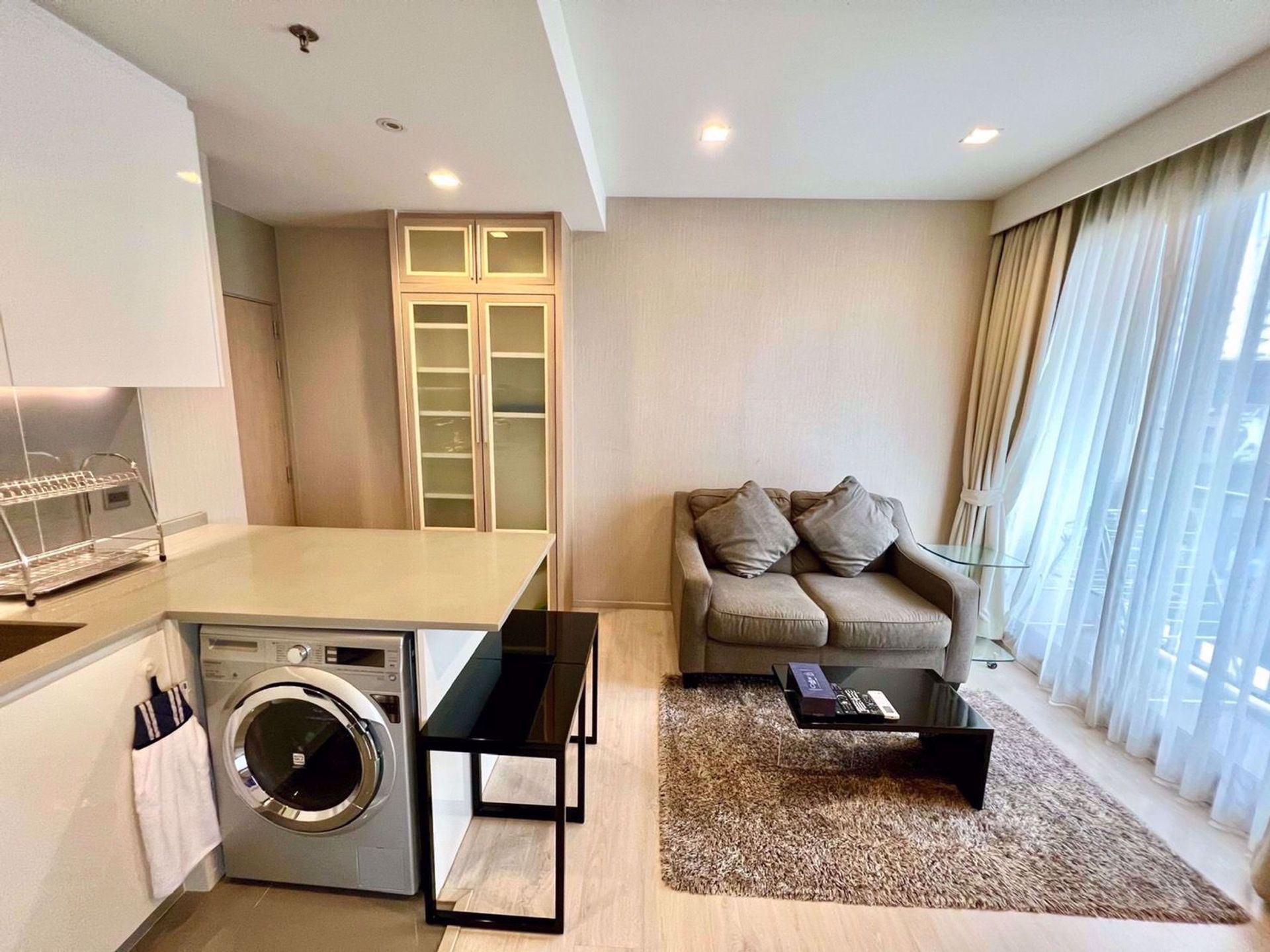 Condominium in Watthana, Krung Thep Maha Nakhon 12209689