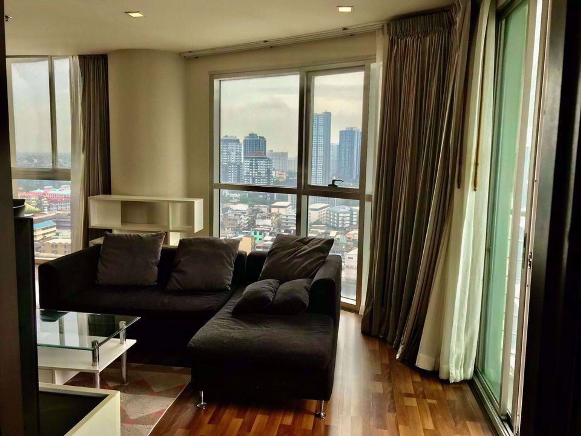 Condominium dans Phra Khanong, Krung Thep Maha Nakhon 12209750