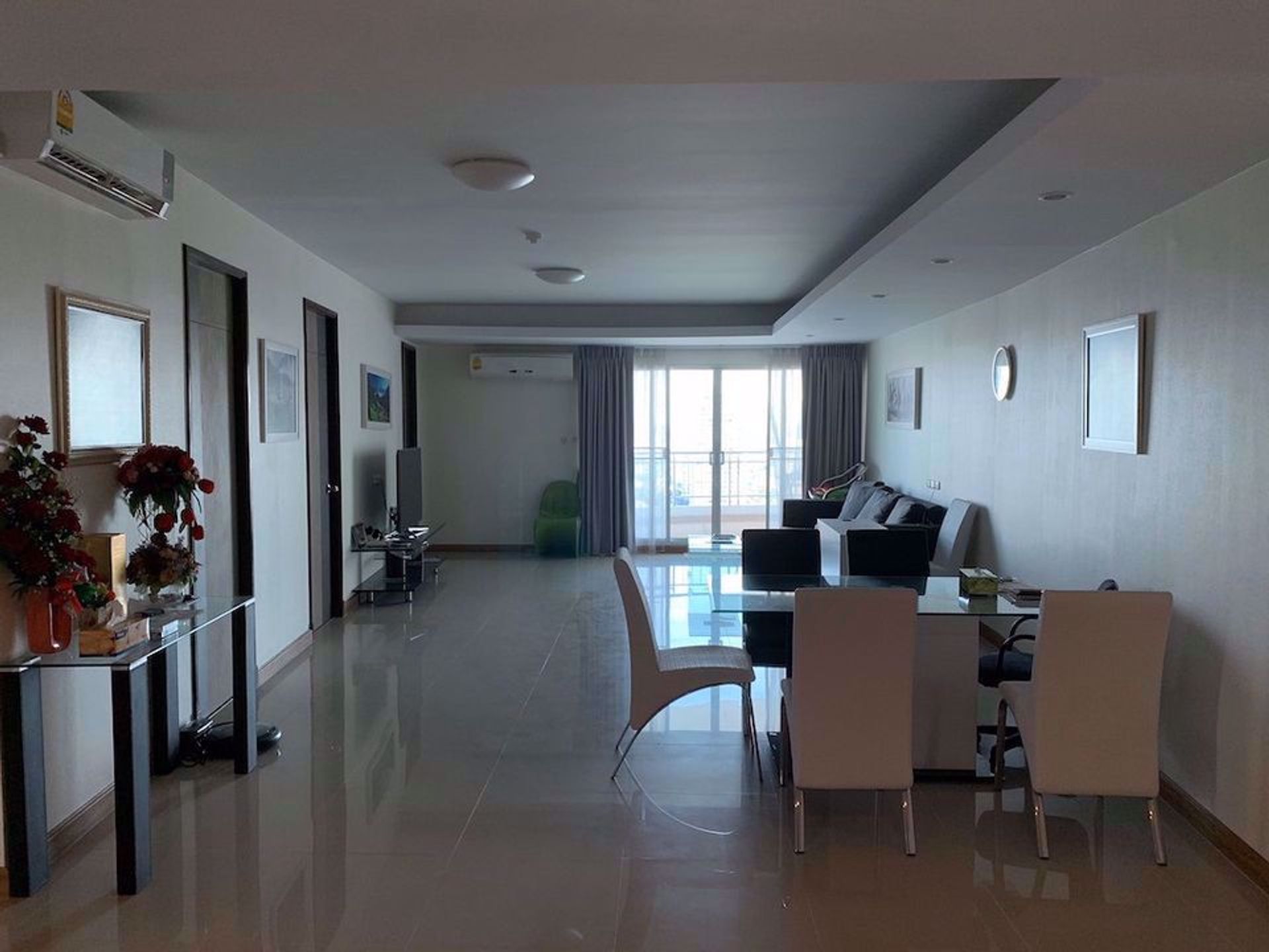 Condominium in Godown, Krung Thep Maha Nakhon 12209753